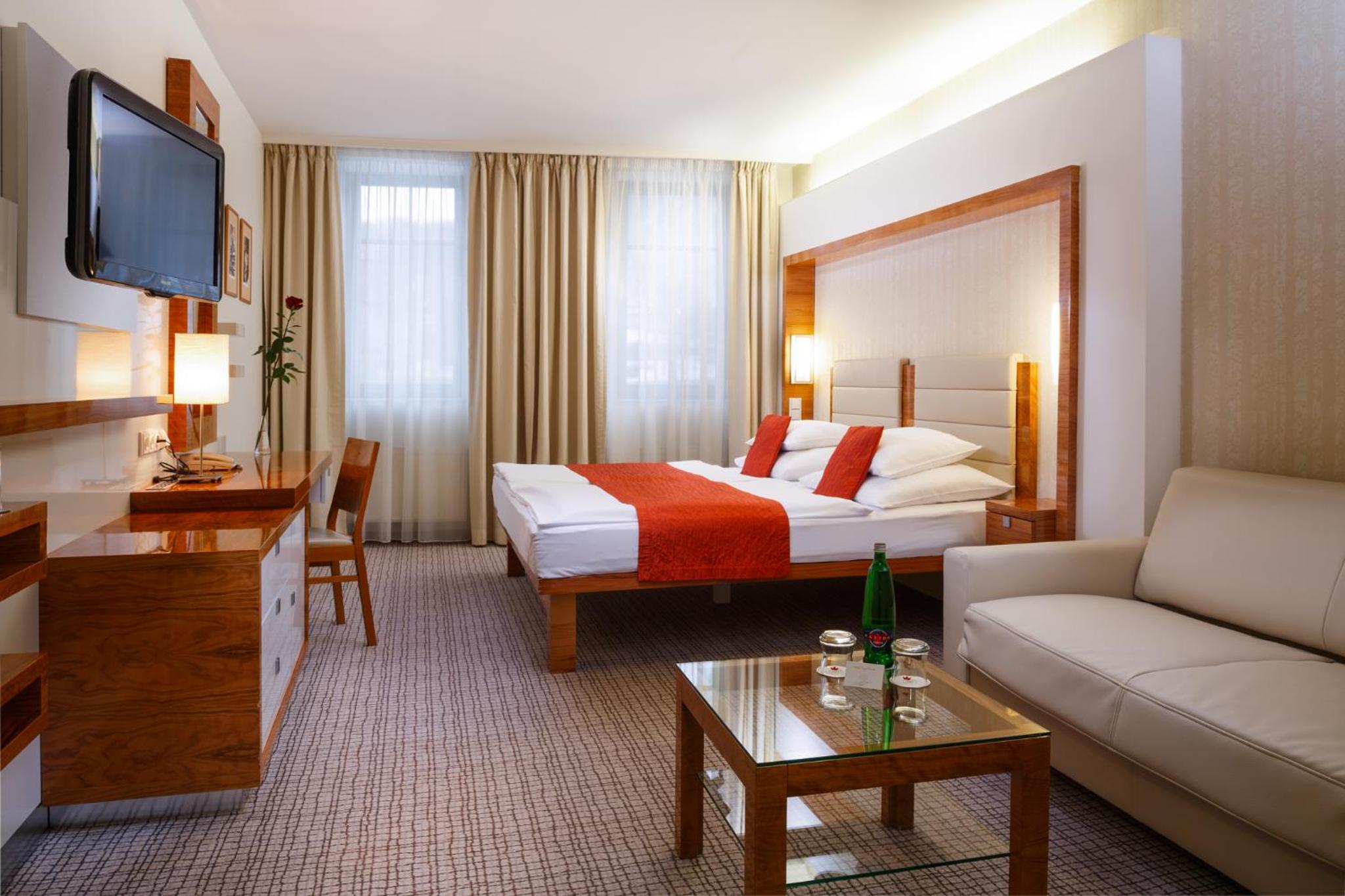 Superior Double Room with Wellness Access photo 3