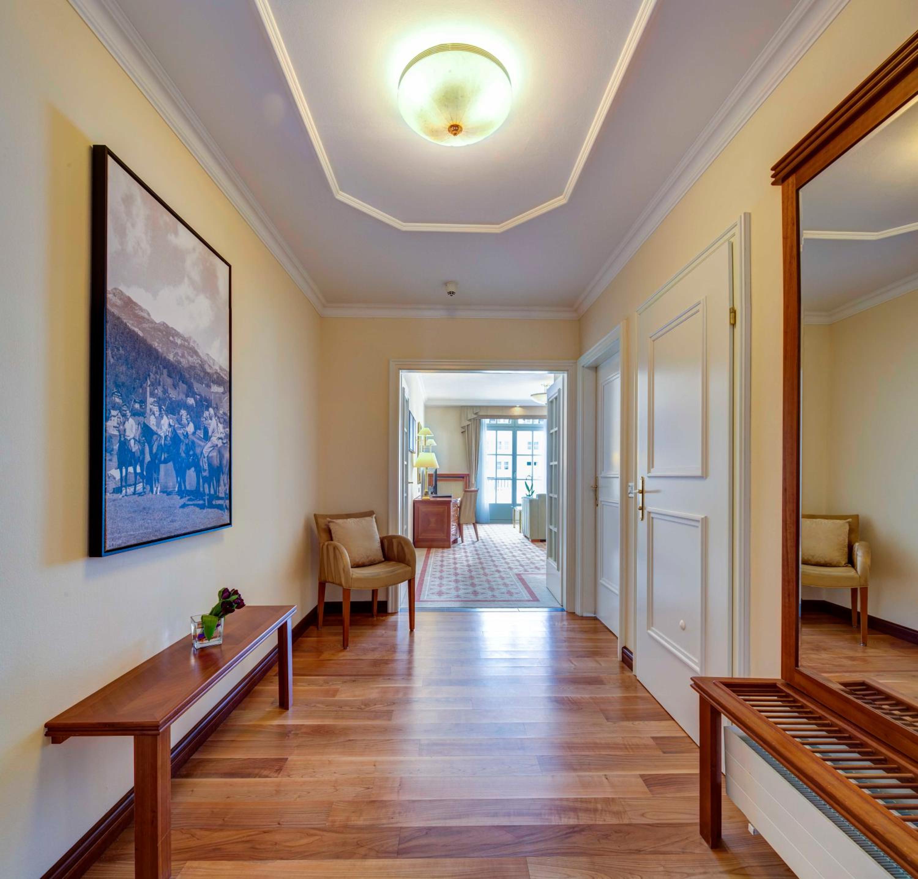 Deluxe One Bedroom Suite