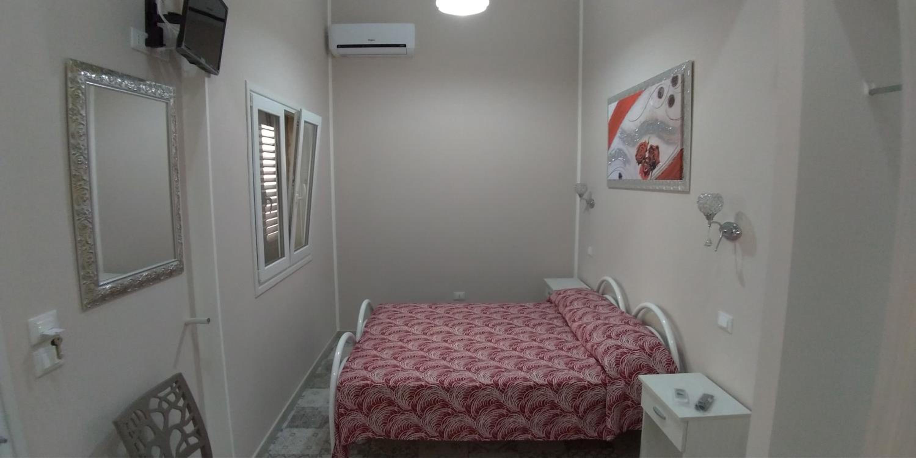 Twin Room with Private Bathroom
