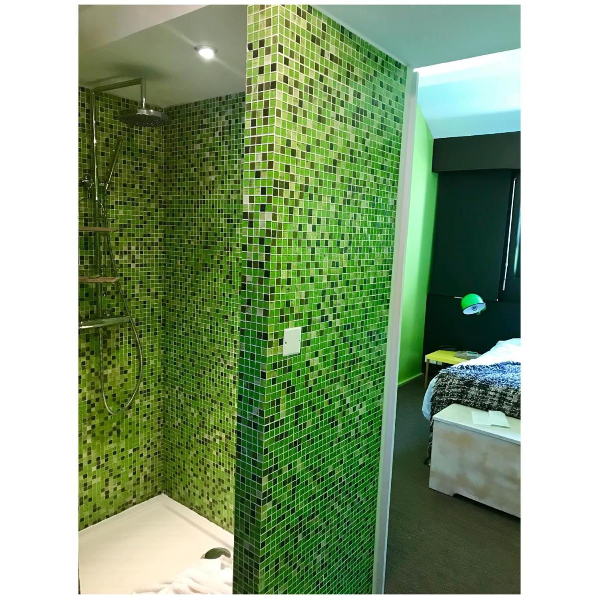 Double Room with Shower photo 3