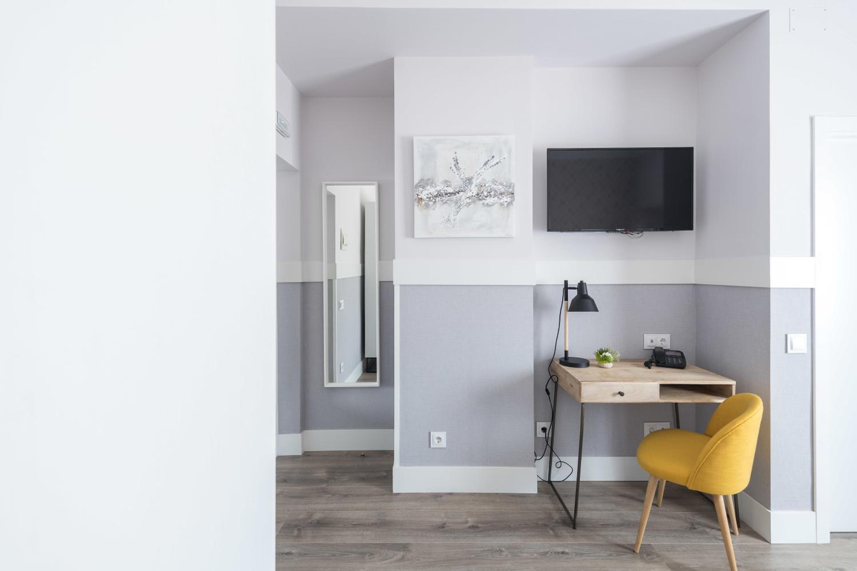 Double Room - Photo 2