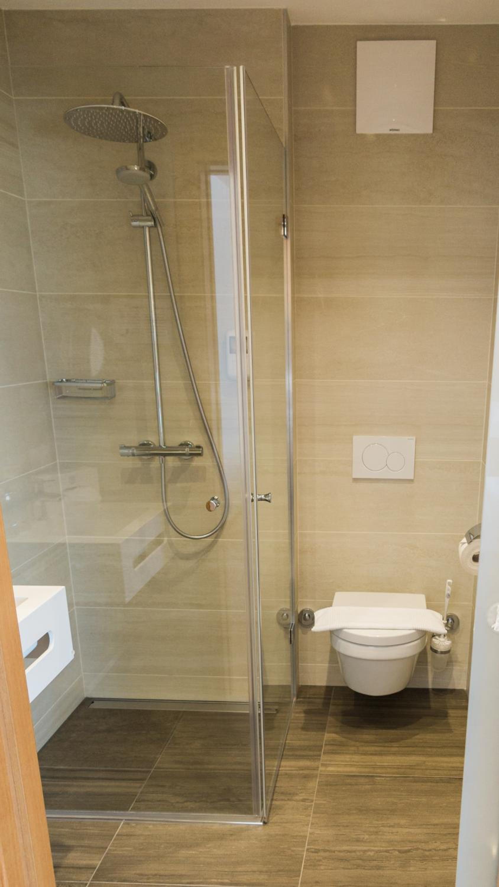 Double Room - Photo 3