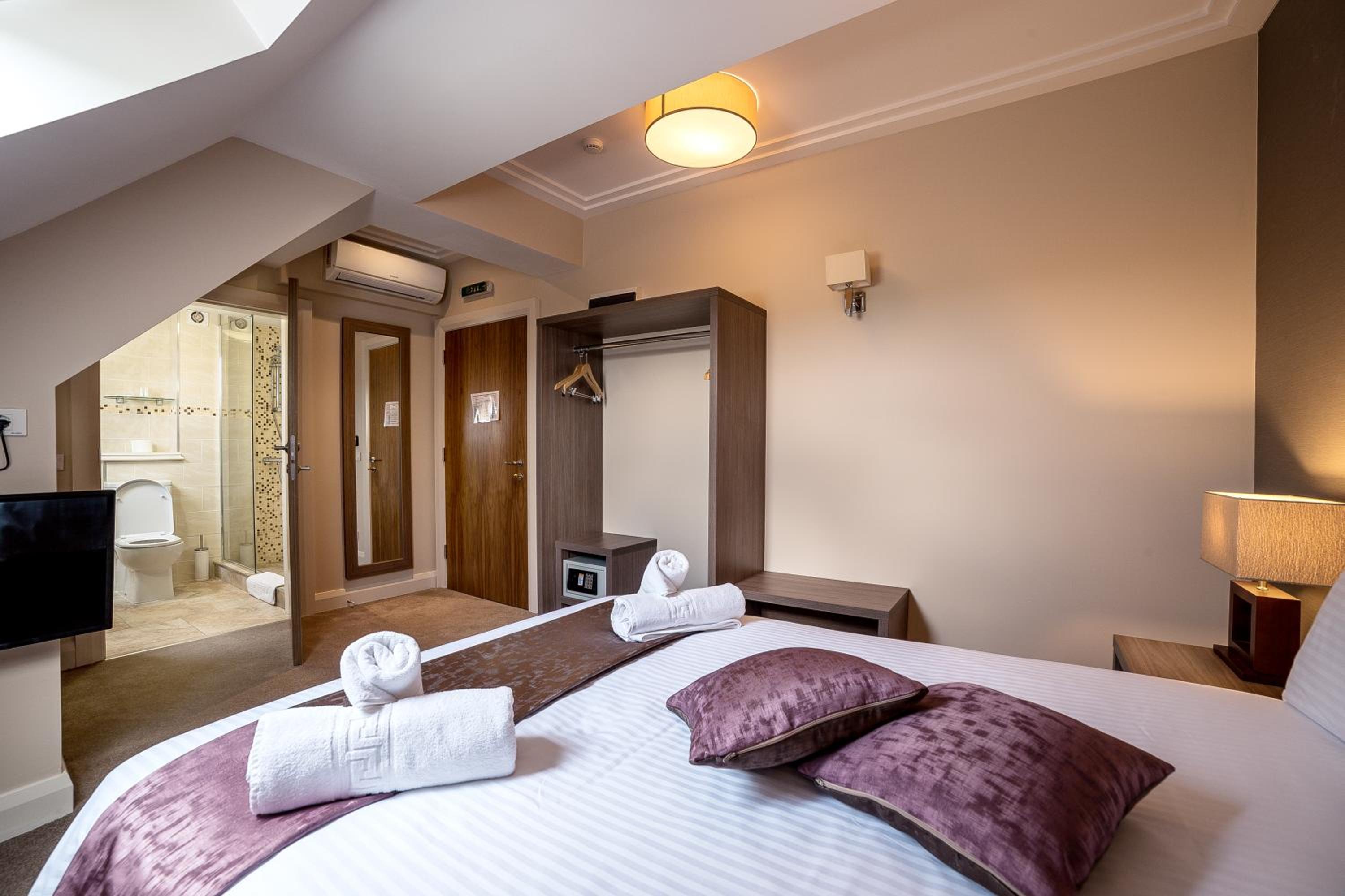 Double Room photo 3