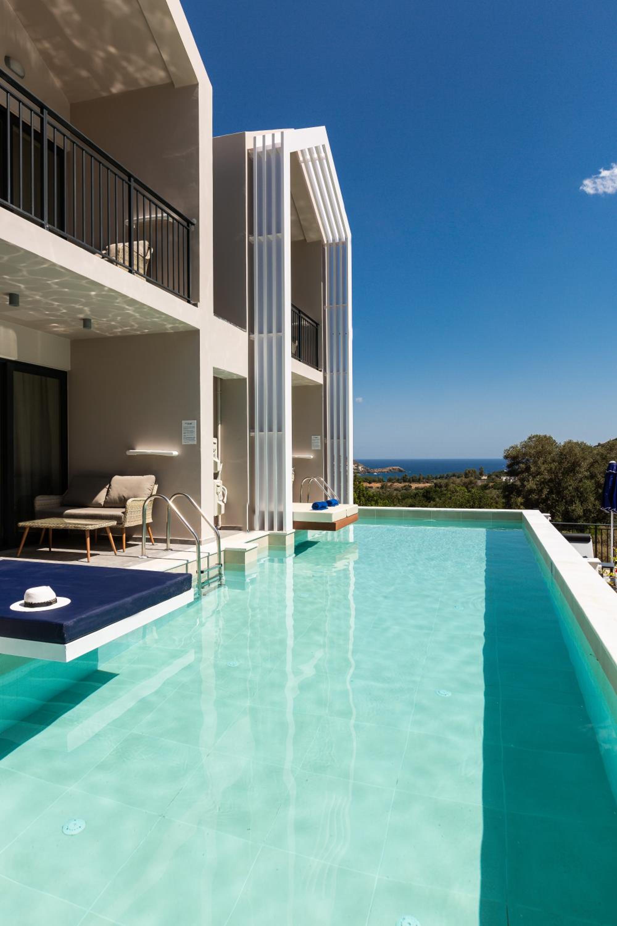 Two-Bedroom Suite Swim Up - Photo 8