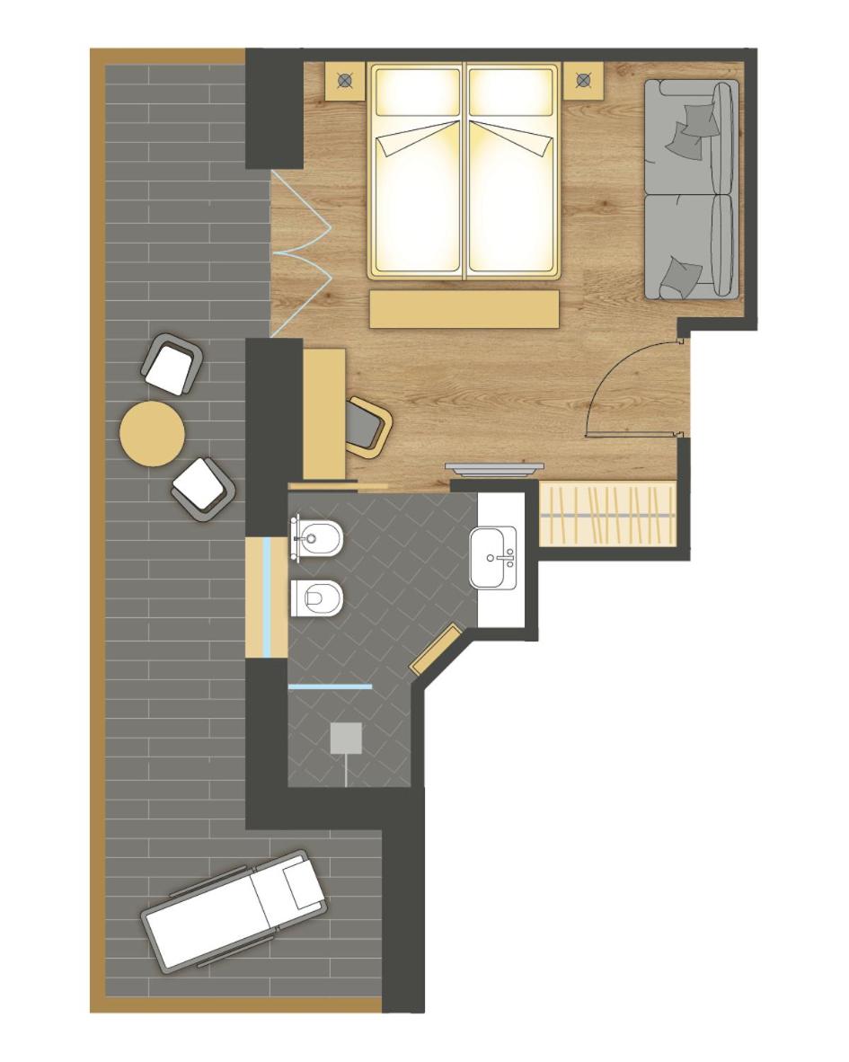 Deluxe Double or Twin Room with Balcony