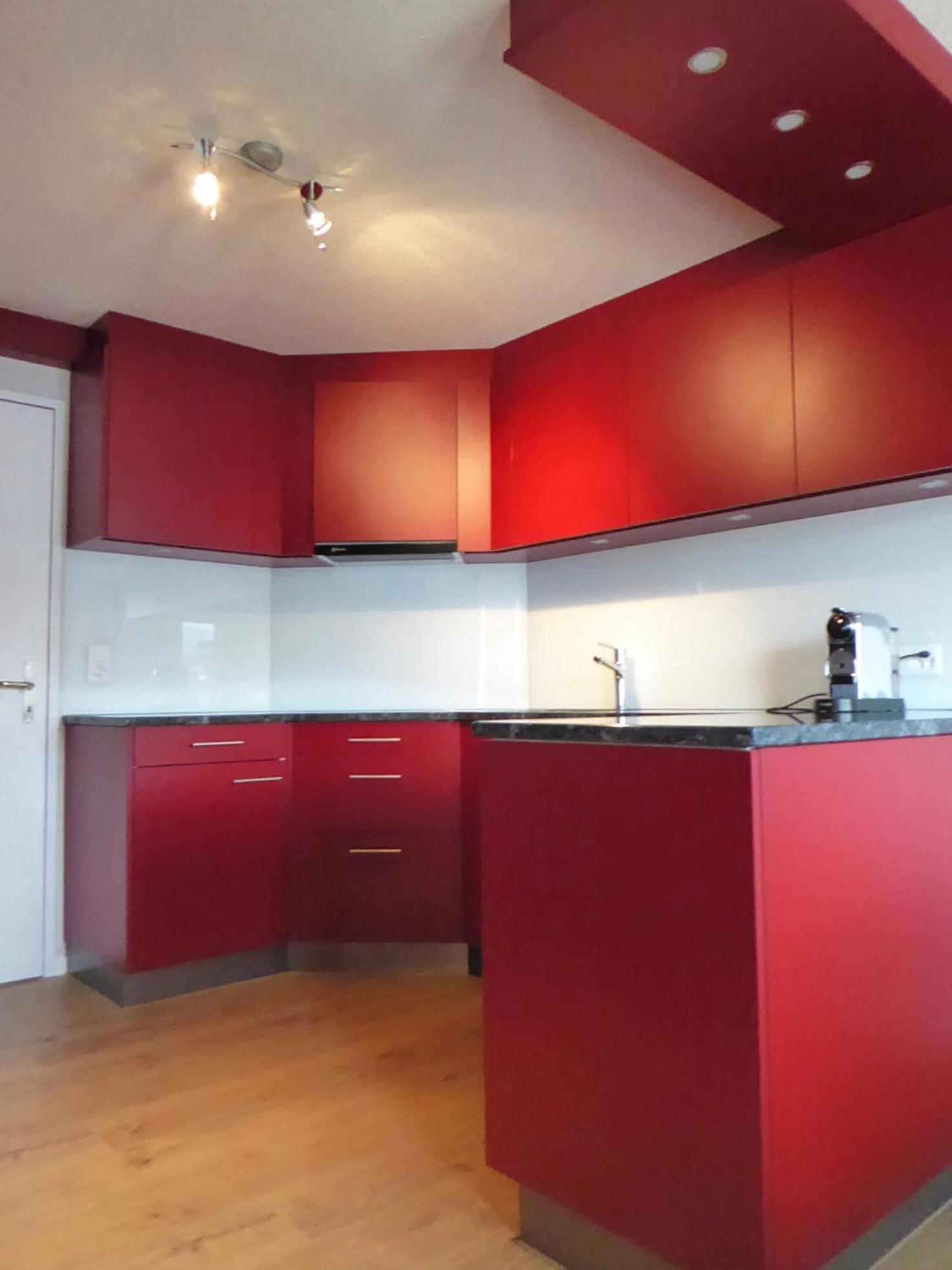 Apartment with Balcony photo 3