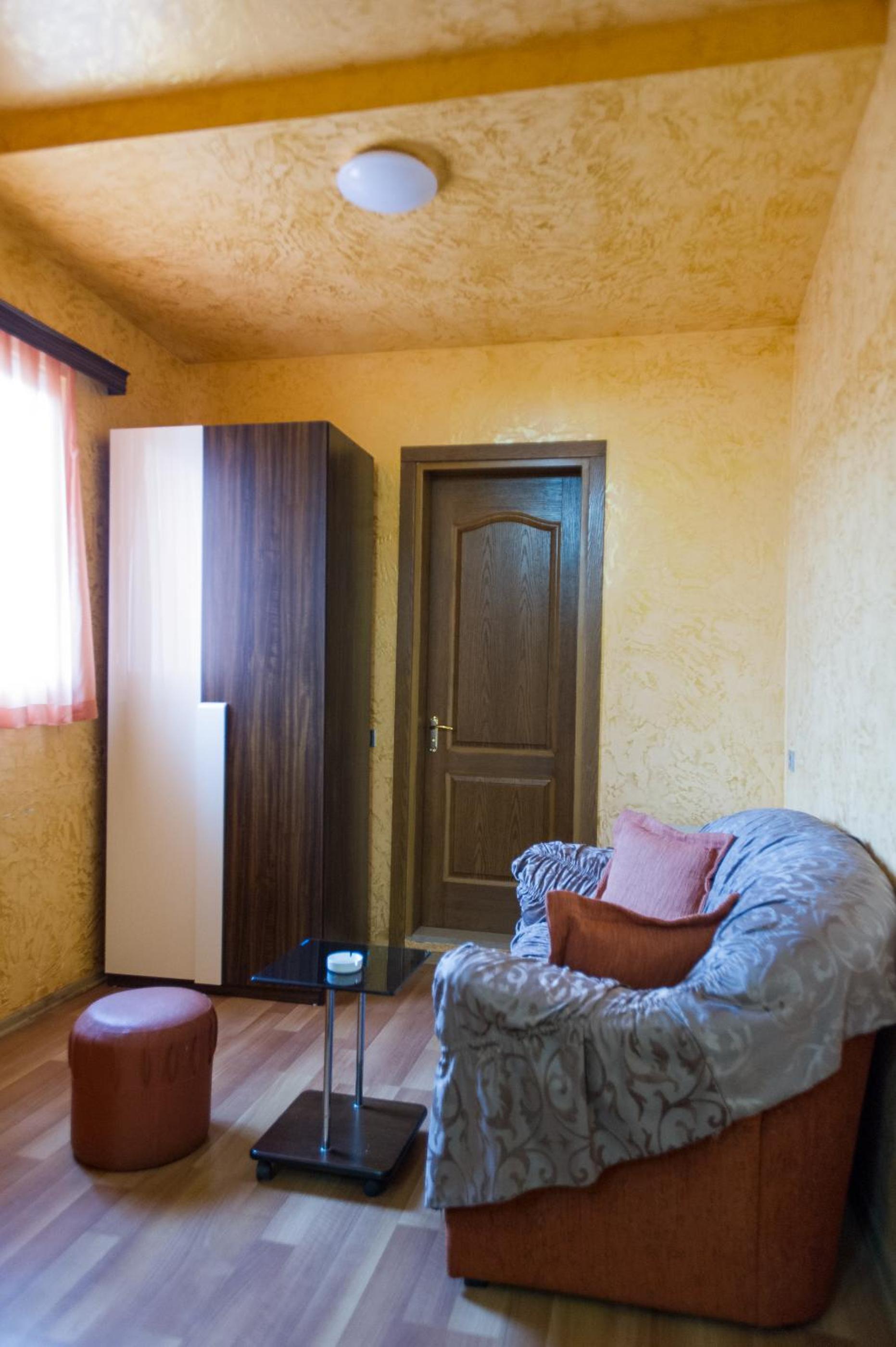 Deluxe Double Room photo 3
