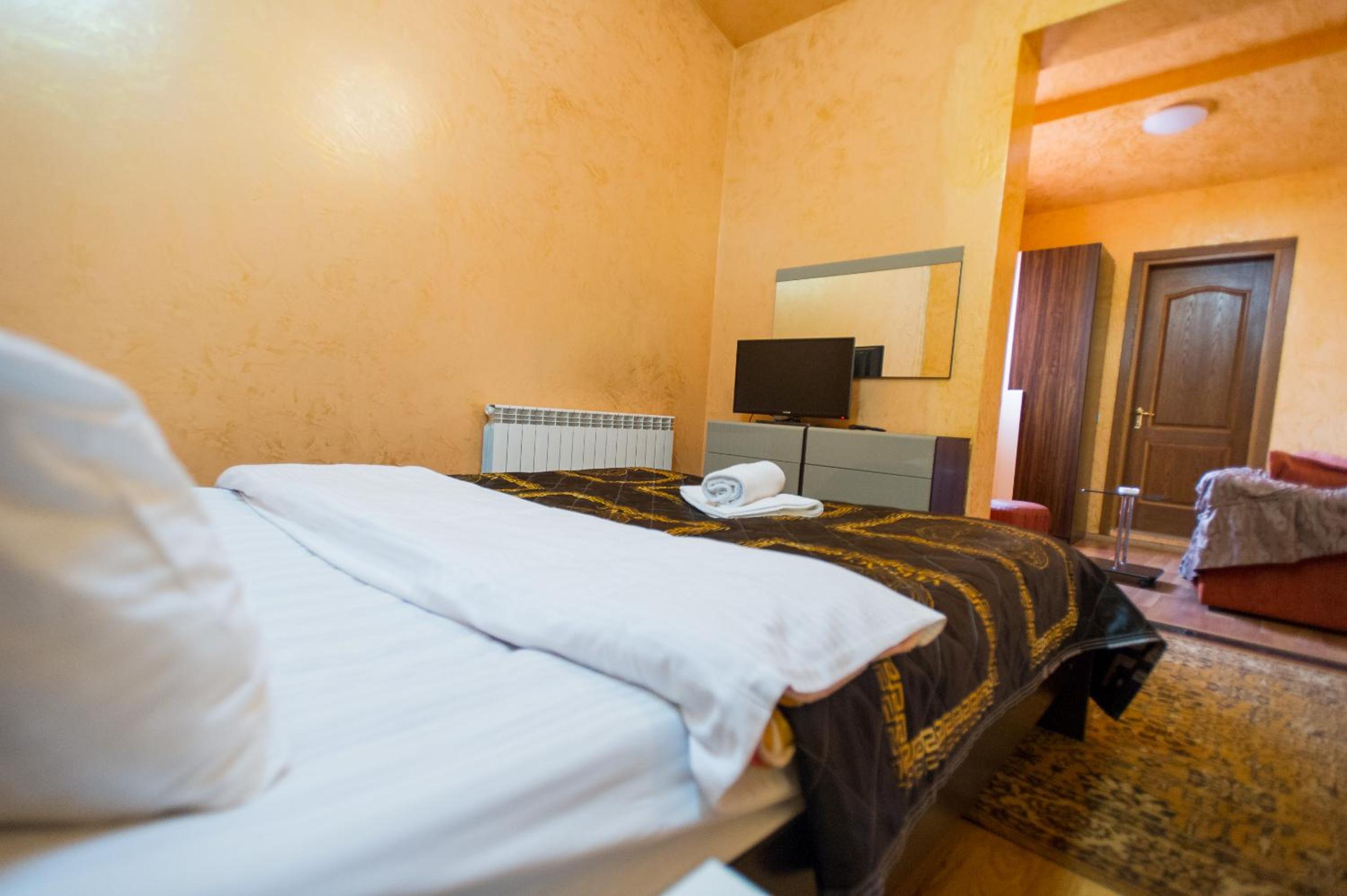 Deluxe Double Room photo 2