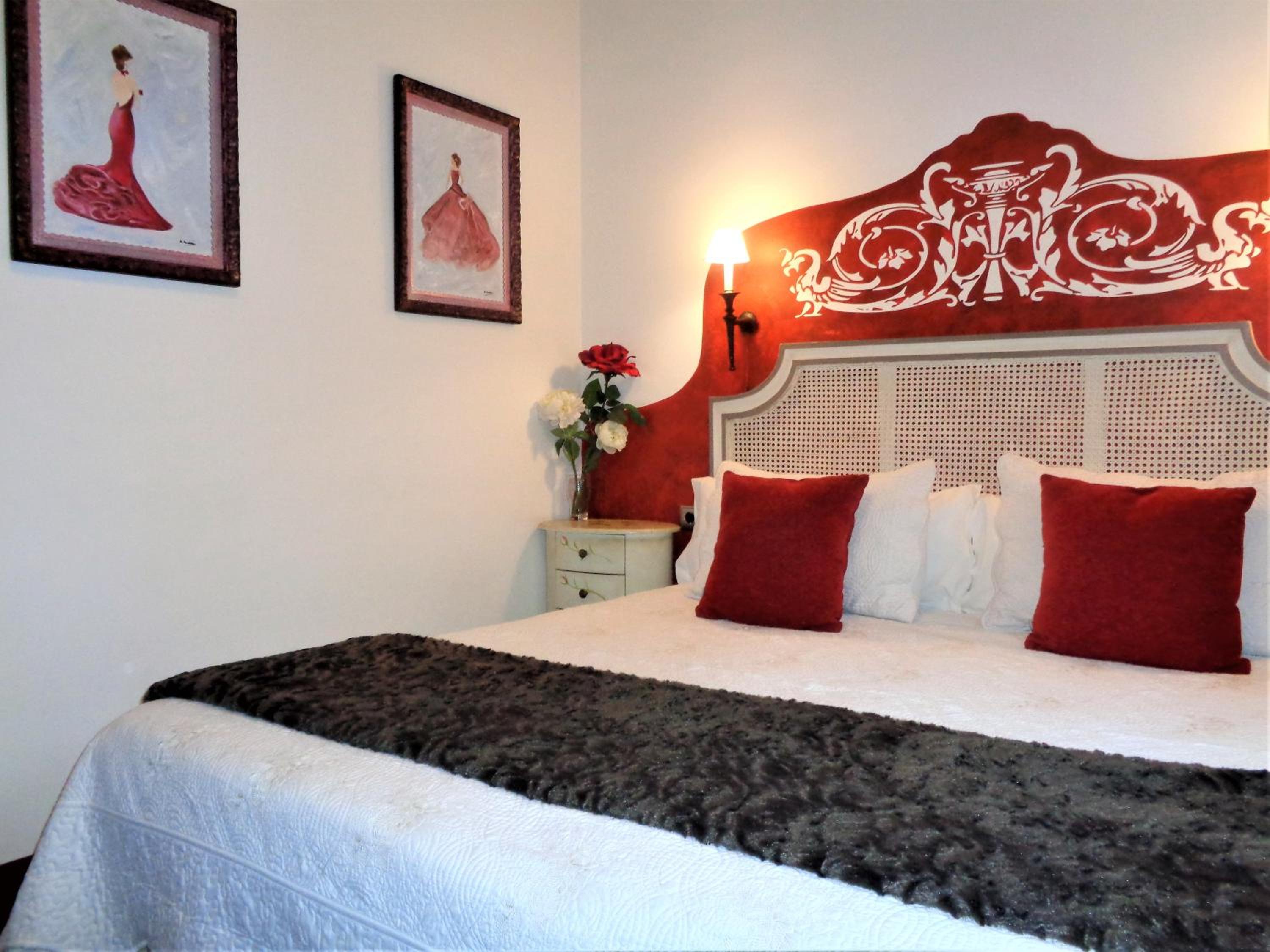 Charm Double Room - Photo 20
