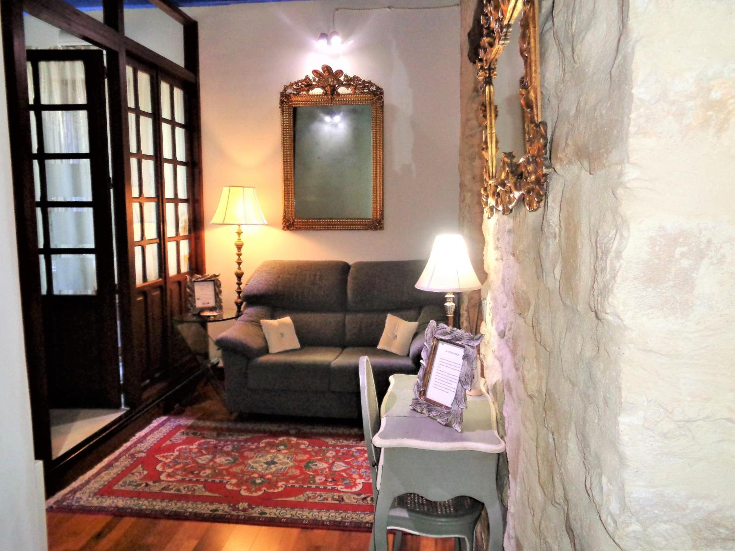 Charm Double Room - Photo 21