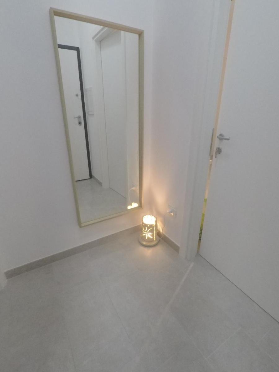 Studio Apartment photo 3