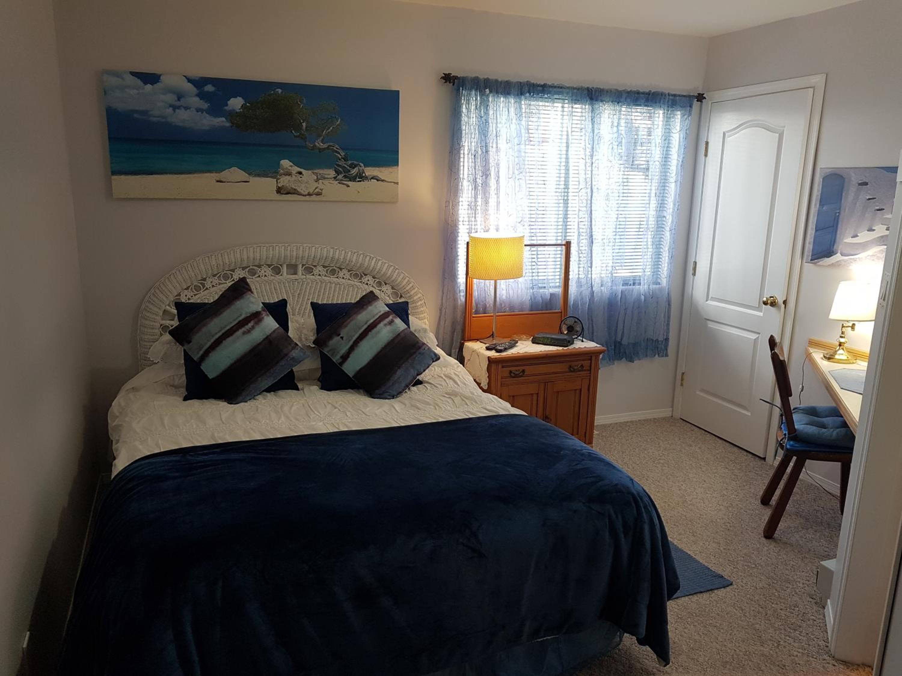 Queen Room with Garden View
