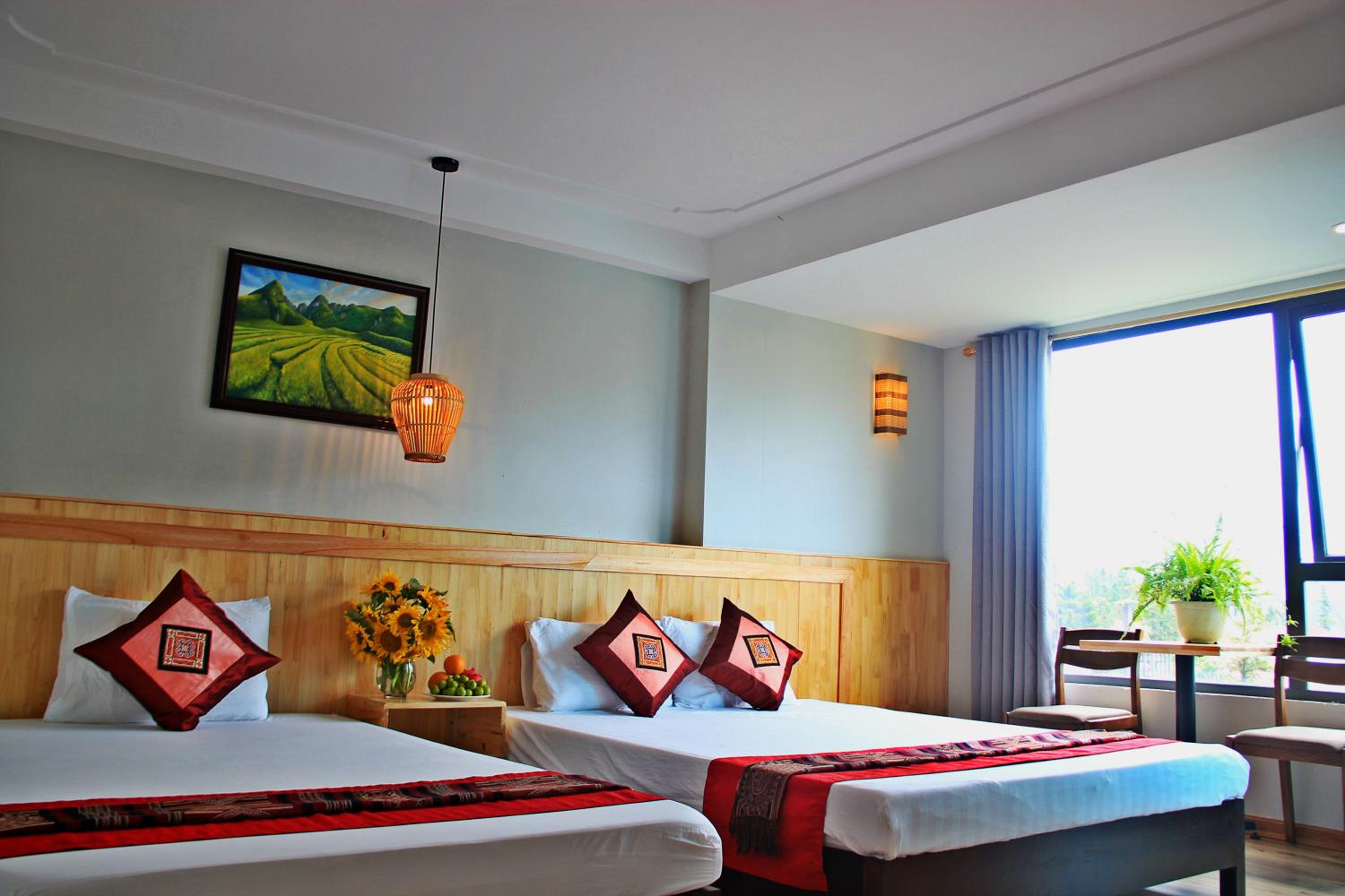 Triple Room with Mountain View