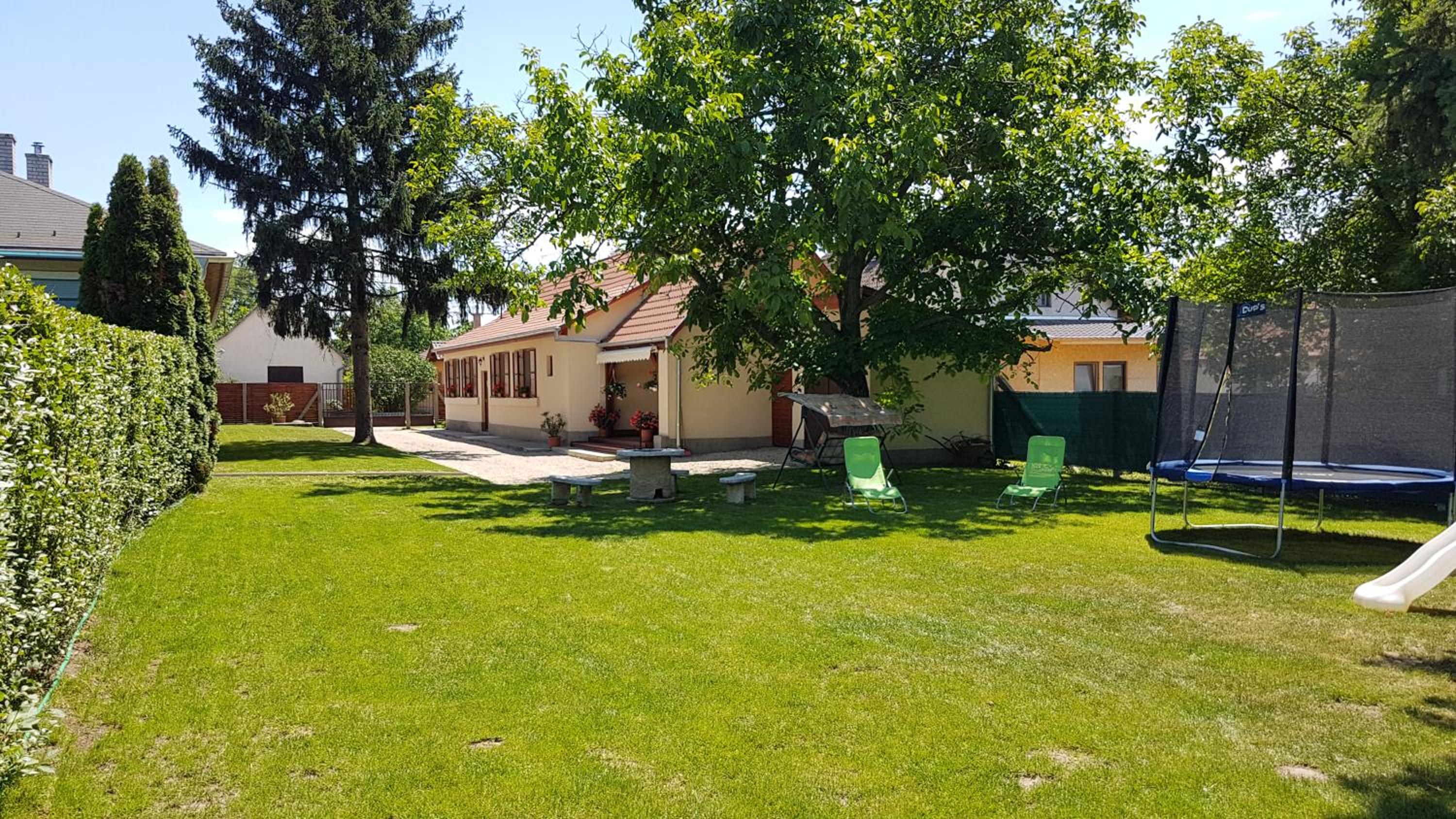 Two-Bedroom House photo 2