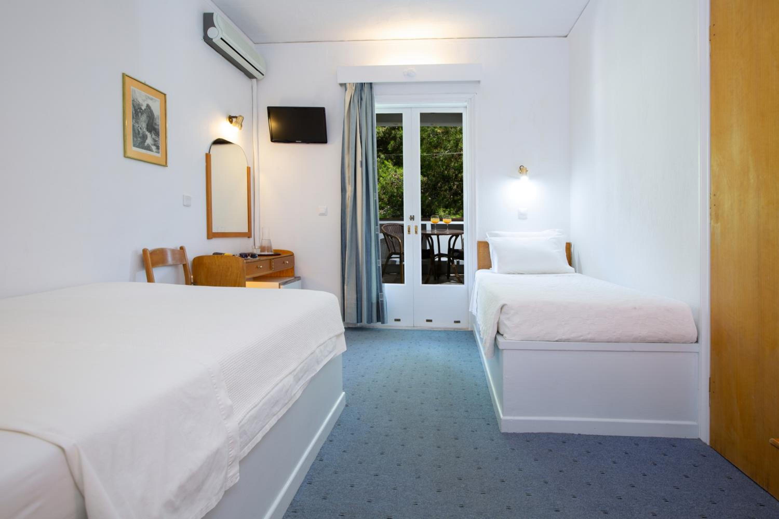 Twin Room photo 1