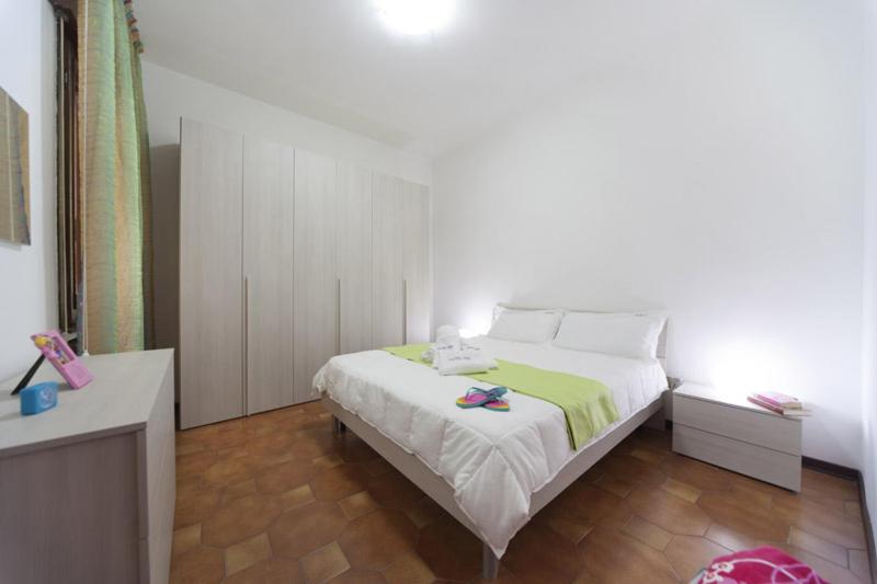 Apartment with Balcony photo 1