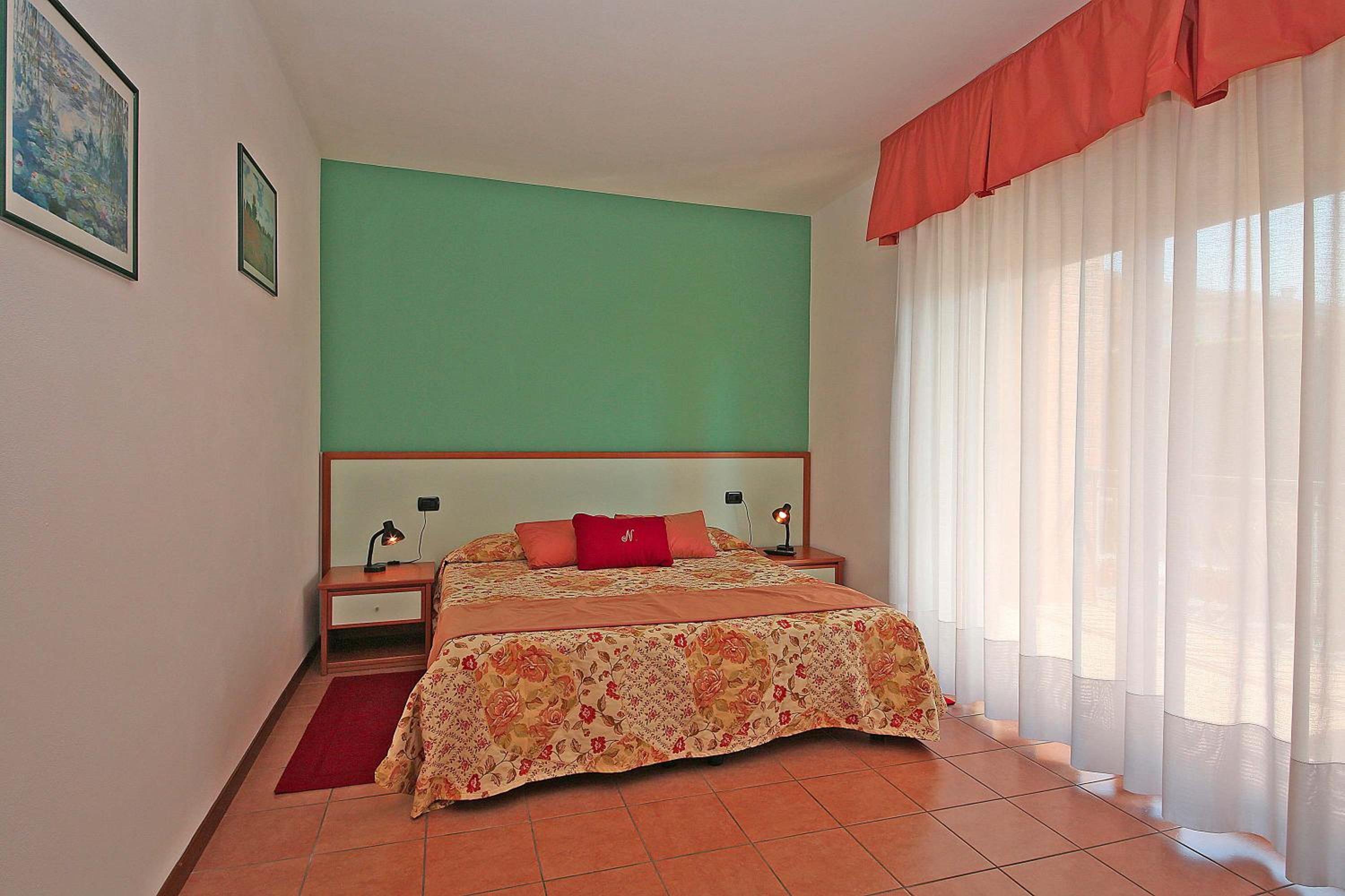 Double or Twin Room photo 3