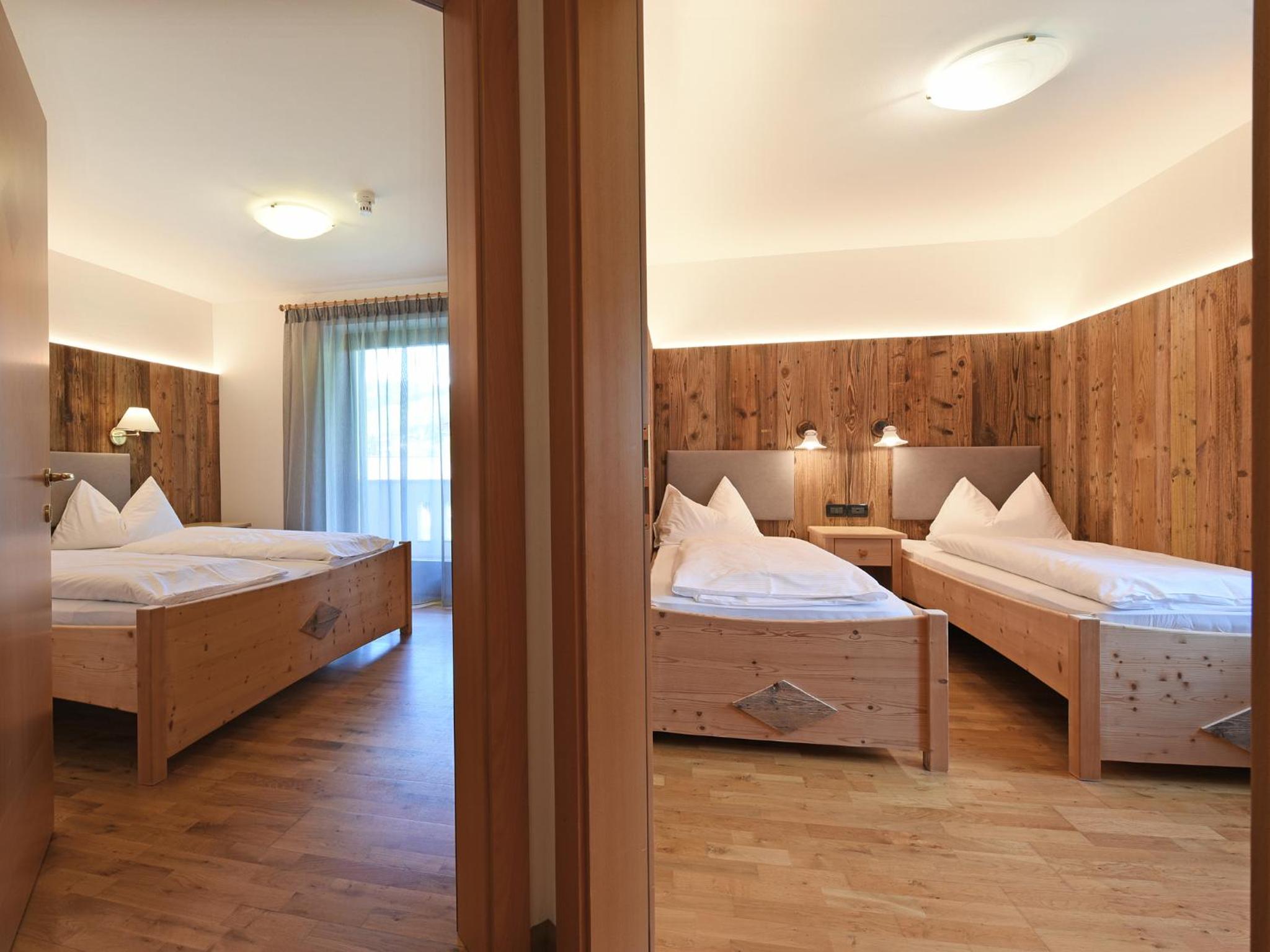 Two-Bedroom Apartment with Balcony (4/5 Adults)