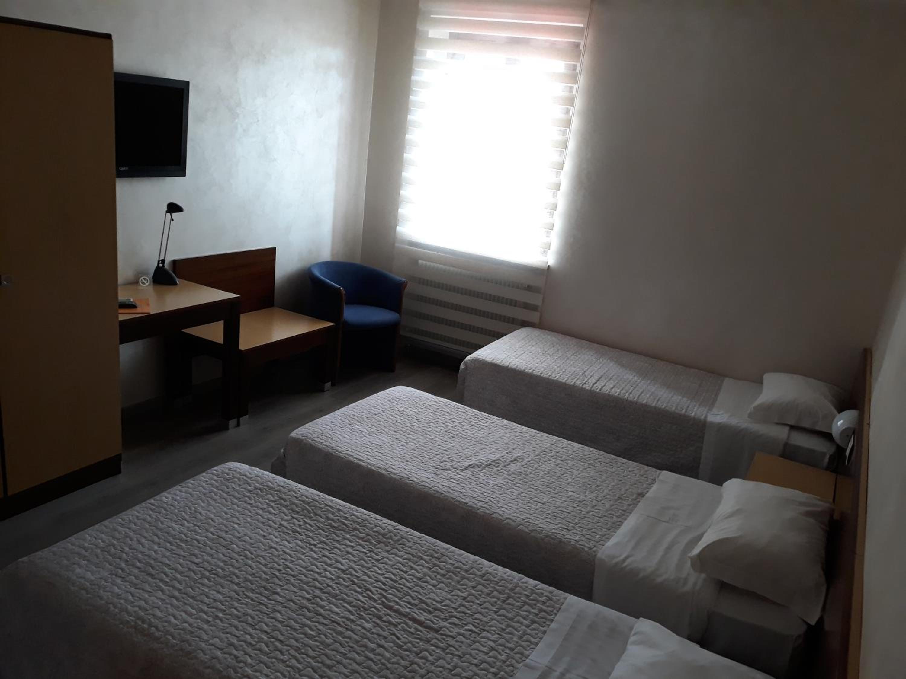 Triple Room photo 2
