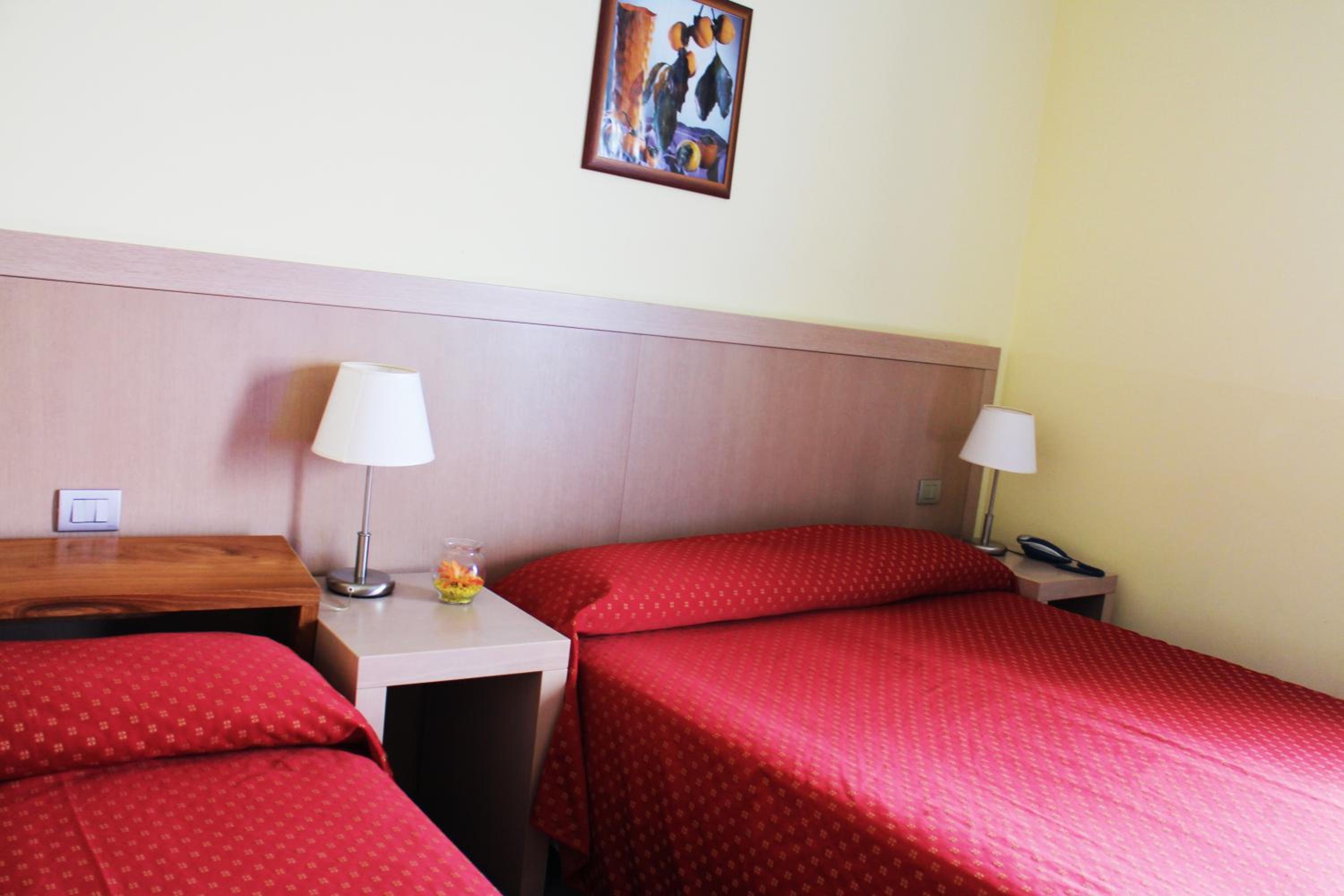 Triple Room - Photo 3