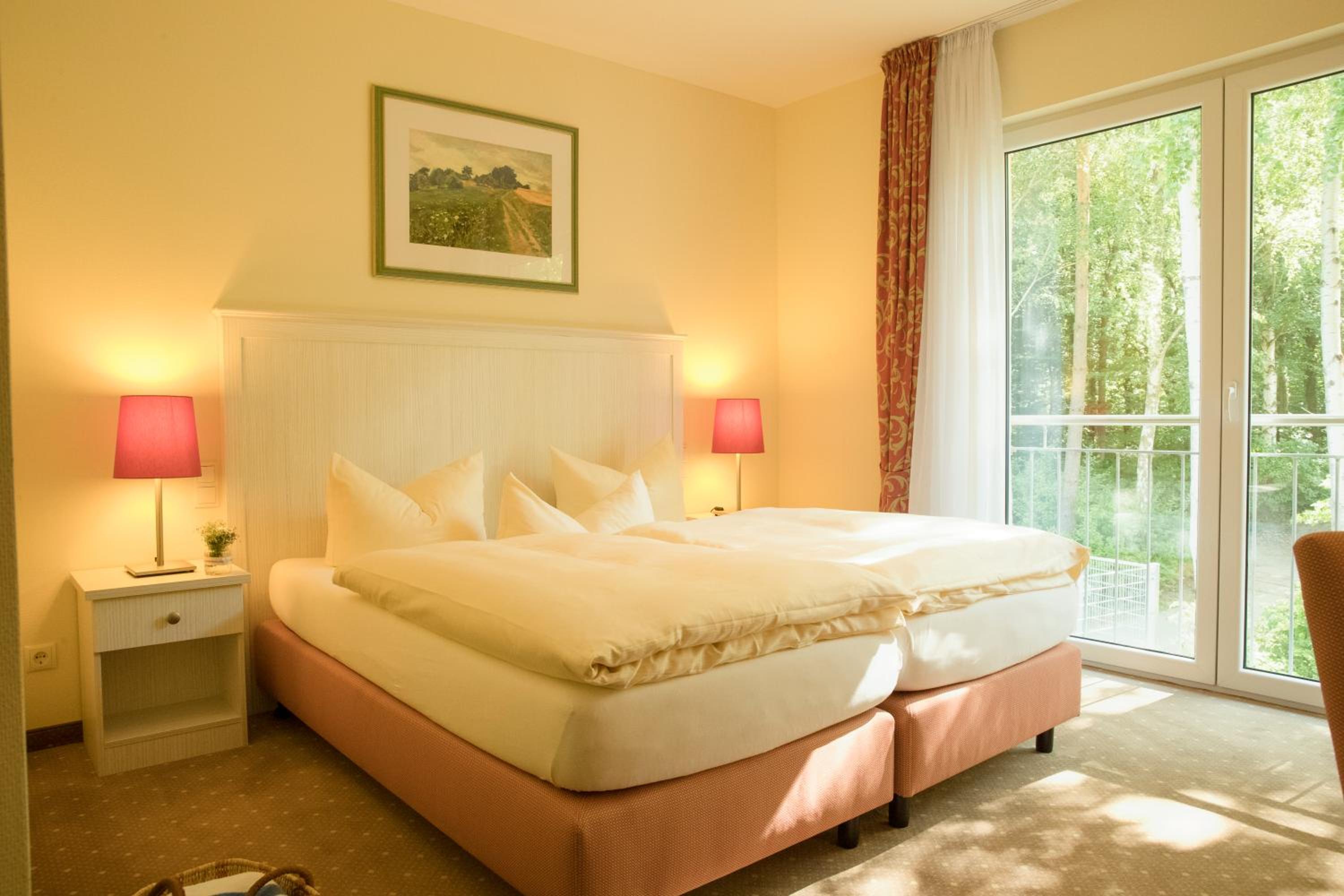 Double Room - Forest and Street Side photo 2