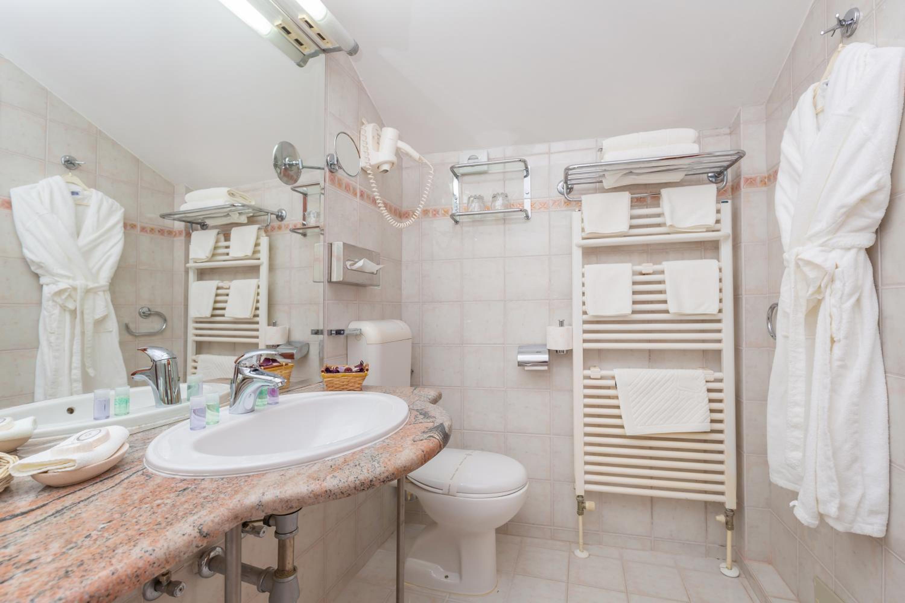 Double Room with Sea View photo 3
