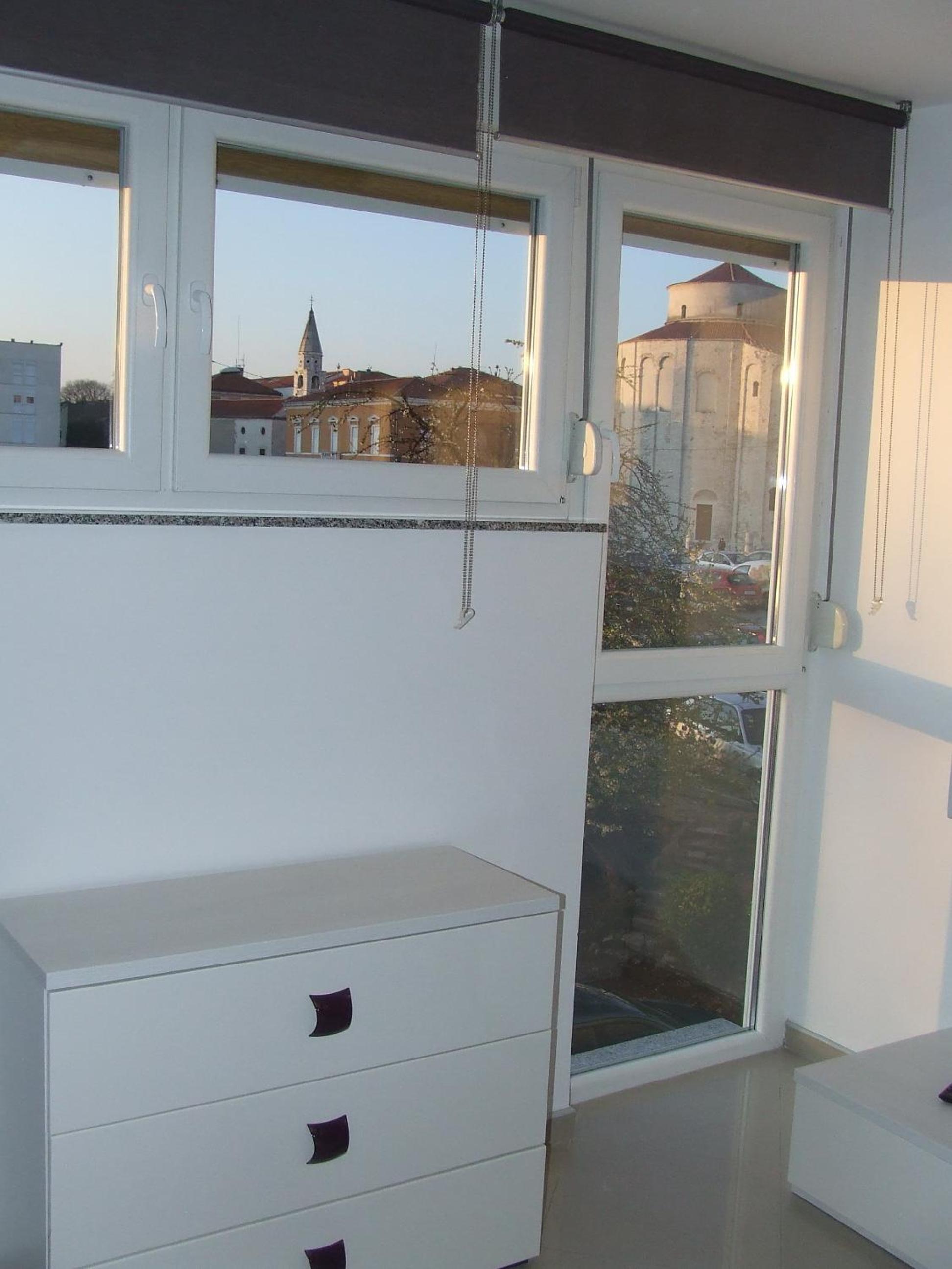 One-Bedroom Apartment with Sea View - Photo 8