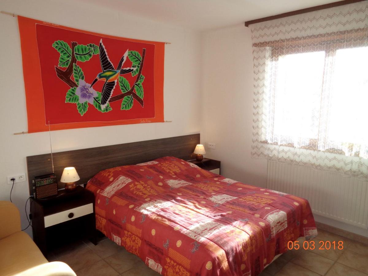 Double Room with Private External Bathroom photo 1