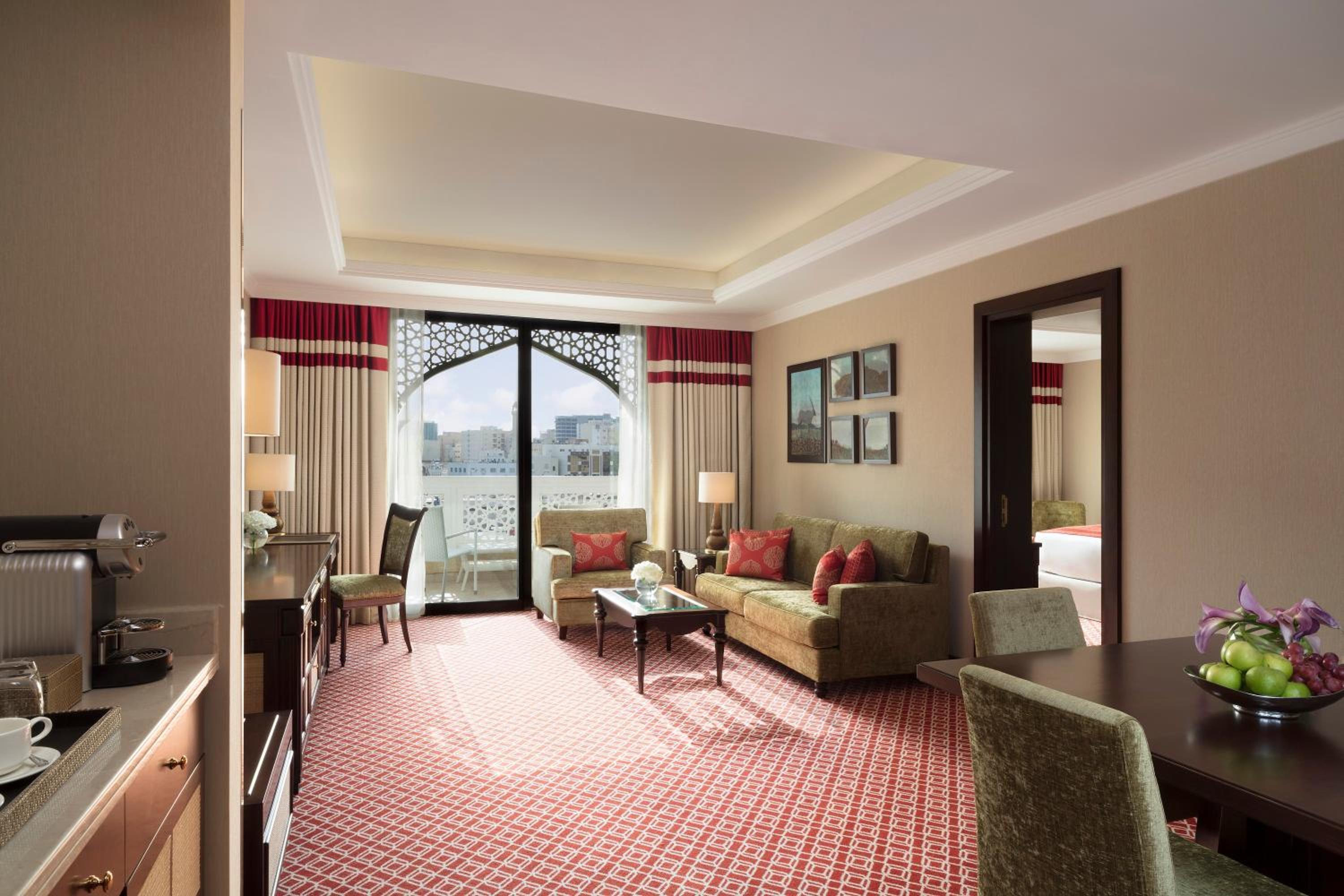 Executive Suite photo 2
