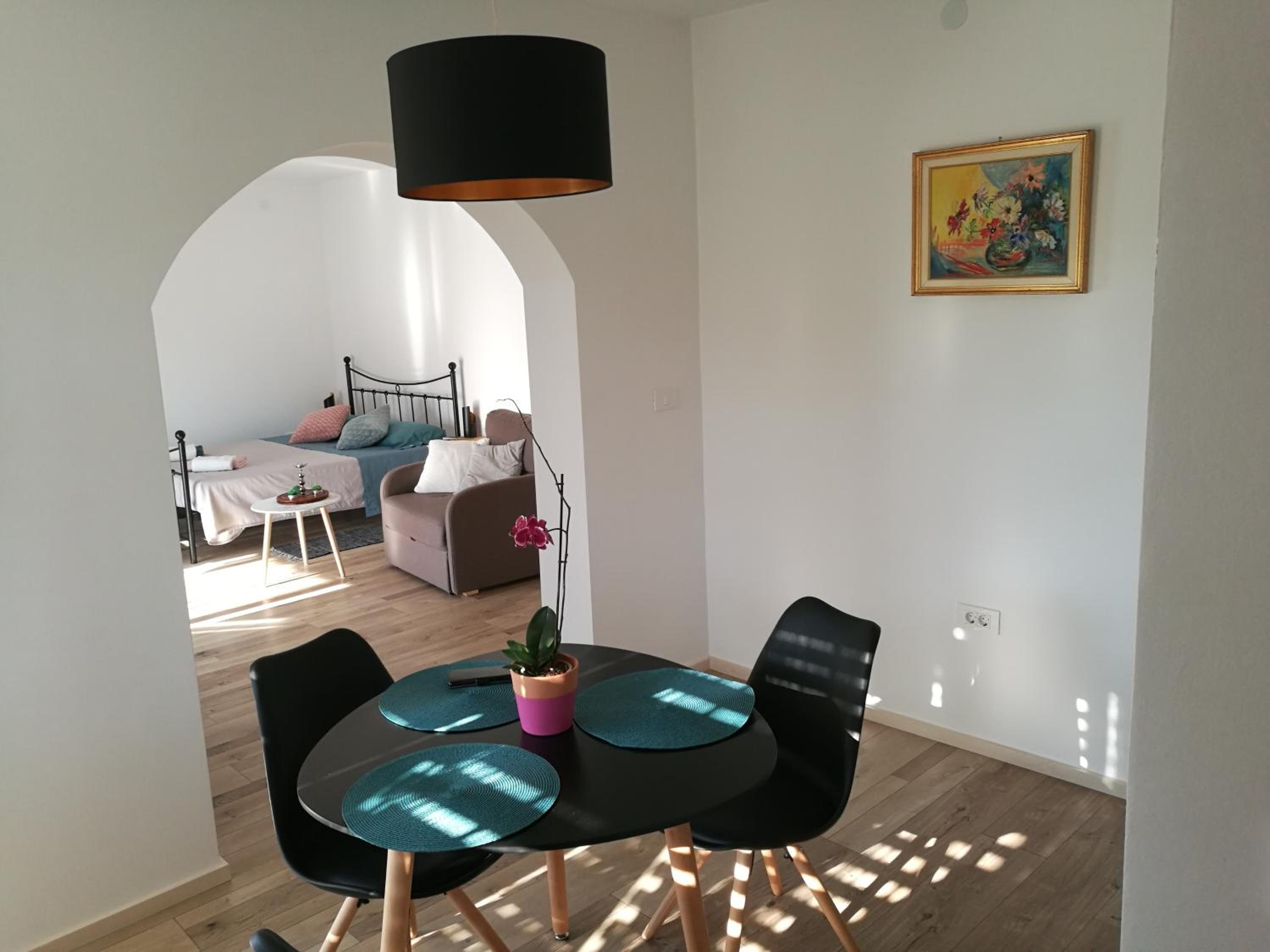 Apartment photo 1