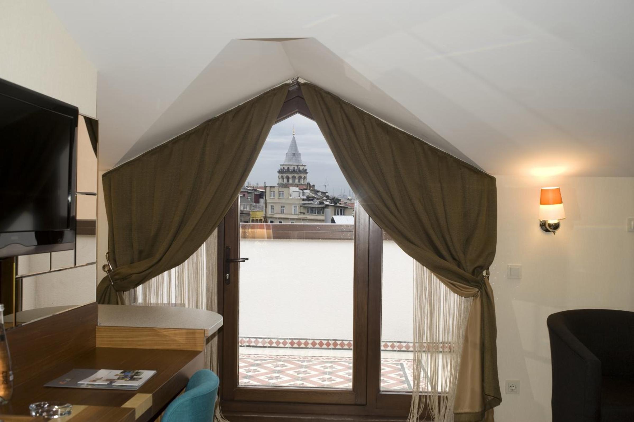 Penthouse Suite