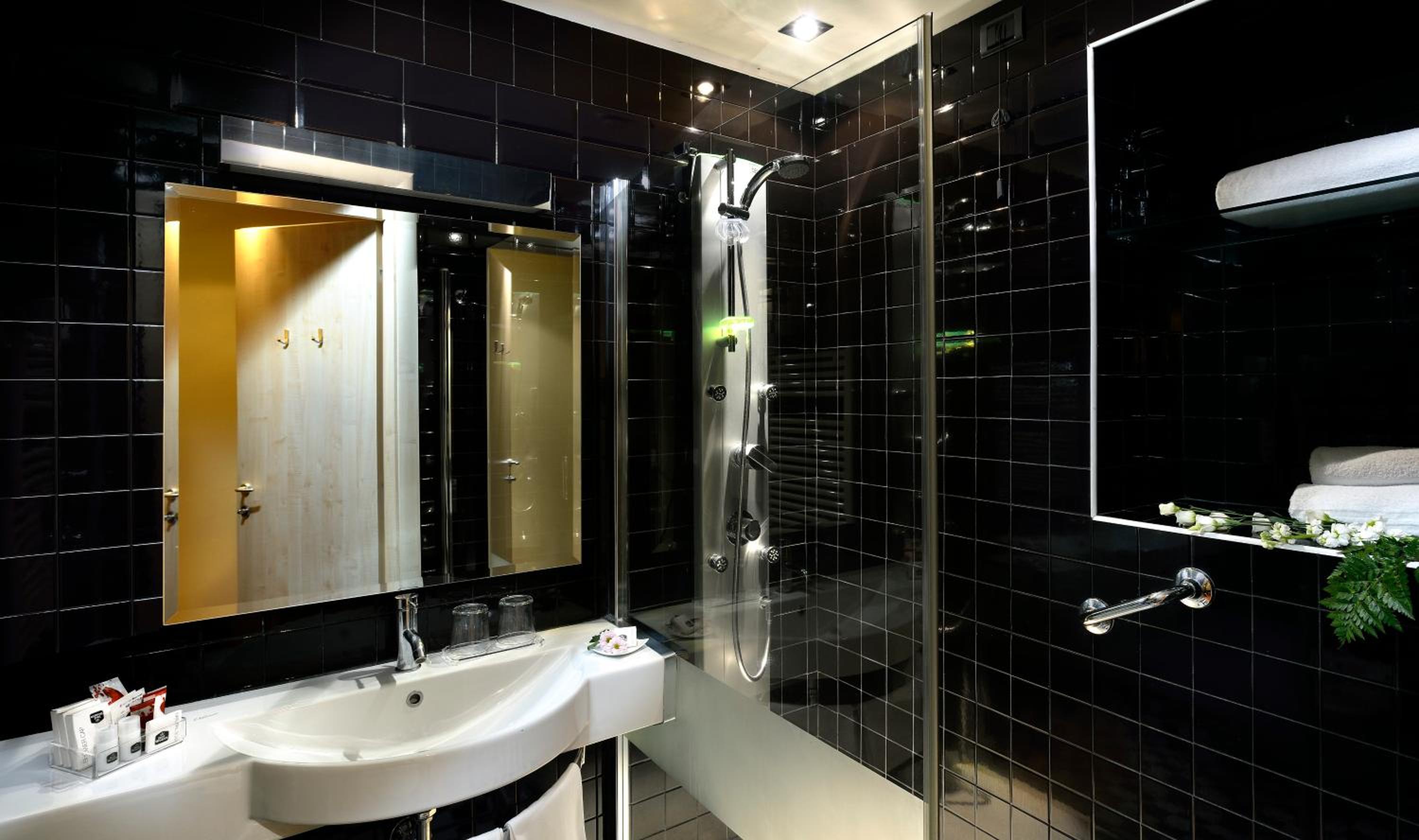 Triple Room - Photo 14