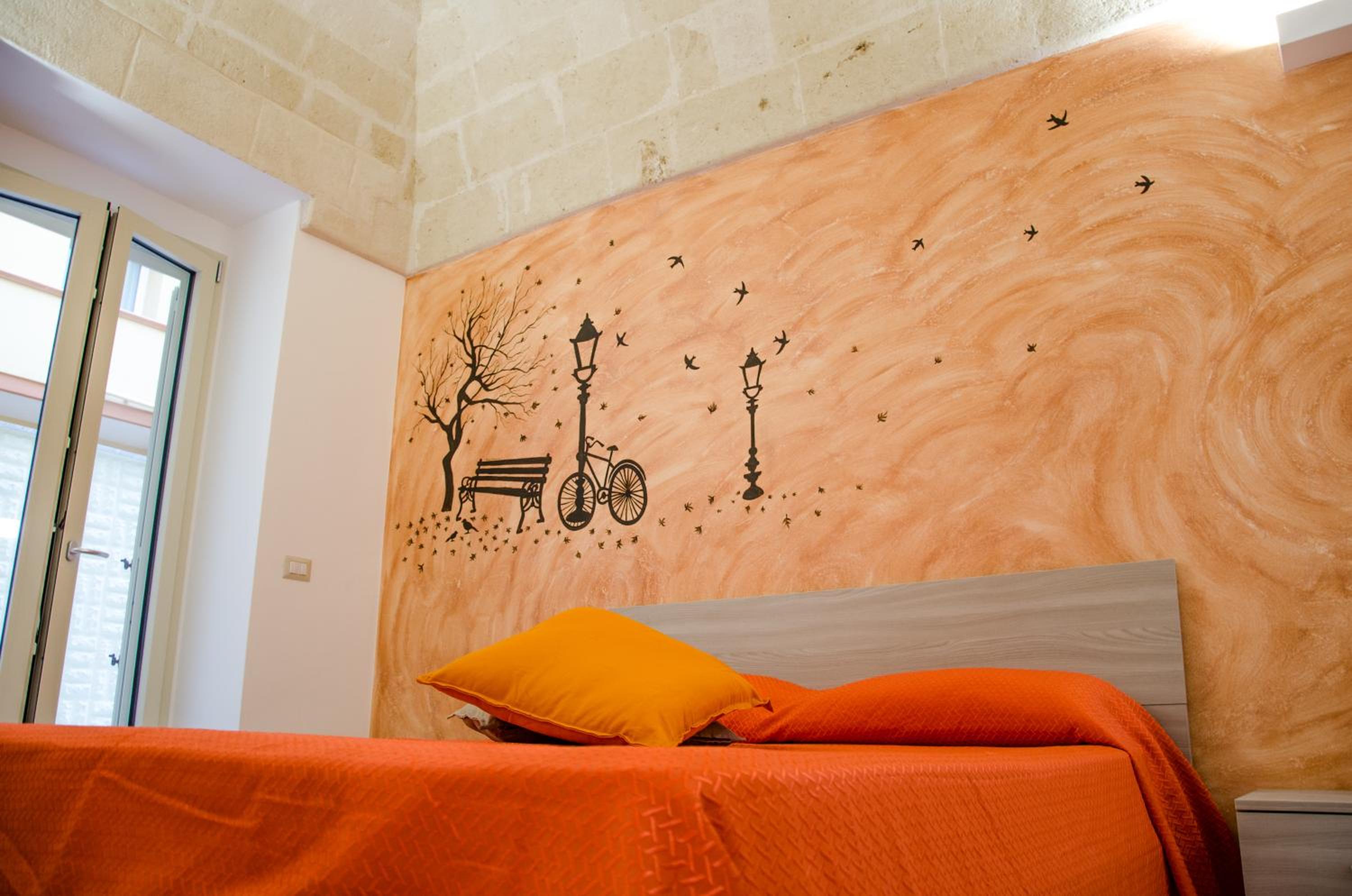 One-Bedroom House photo 1