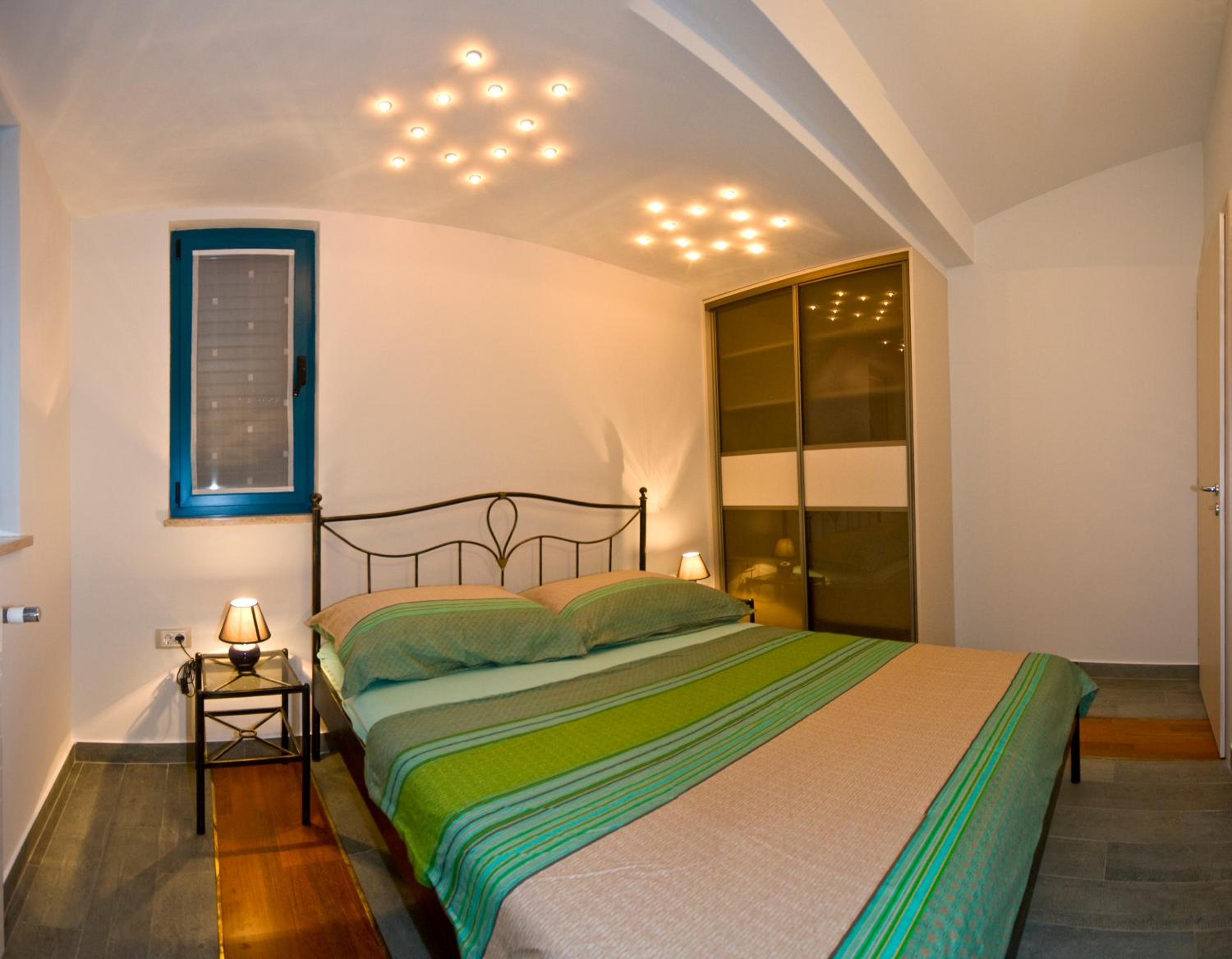 Two-Bedroom Apartment with Balcony and Sea View