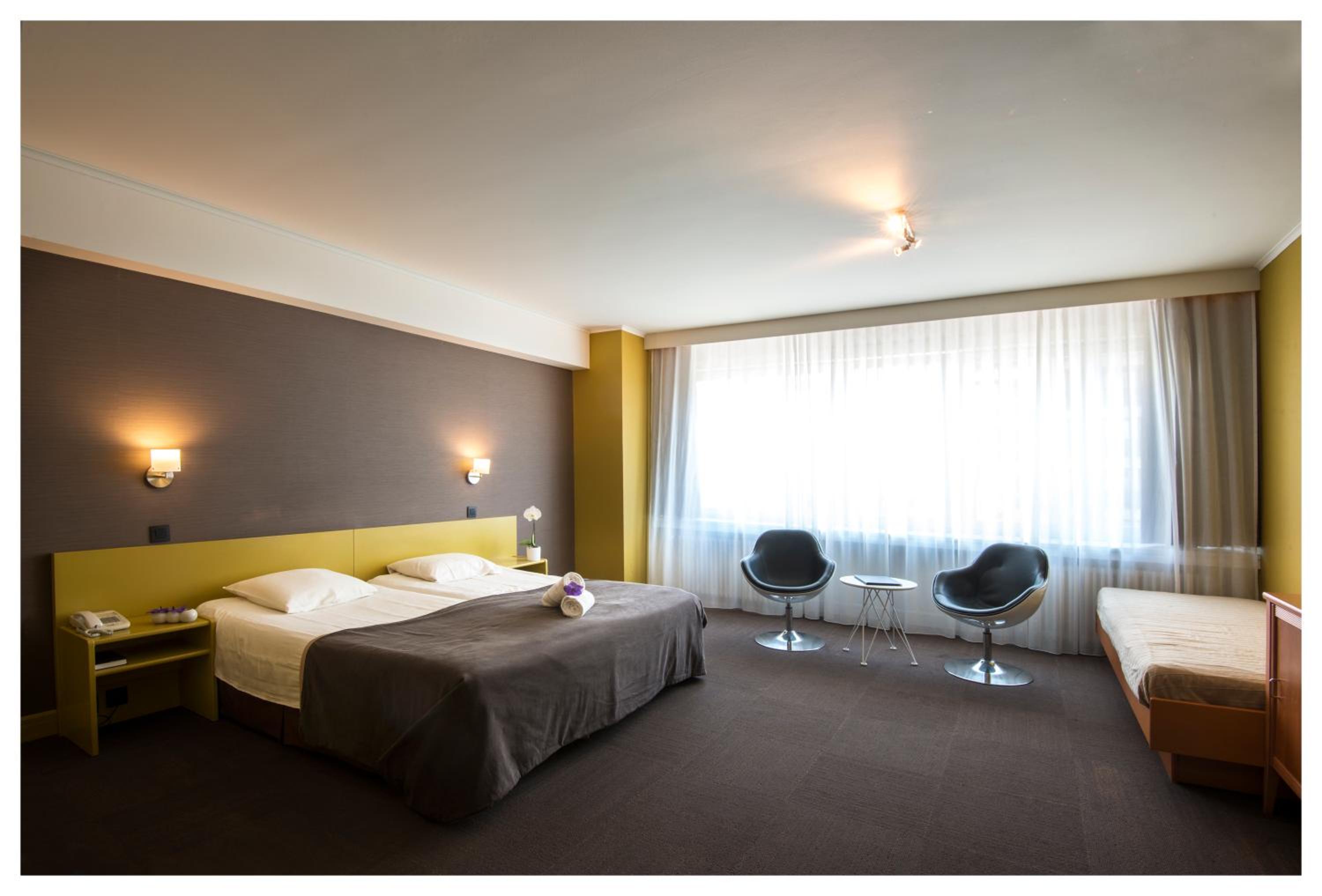 Superior Double or Twin Room photo 3