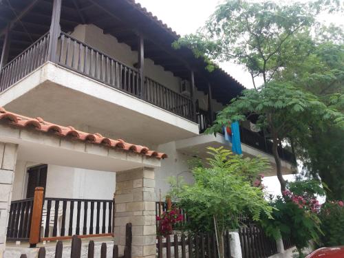 Apartment with Garden View