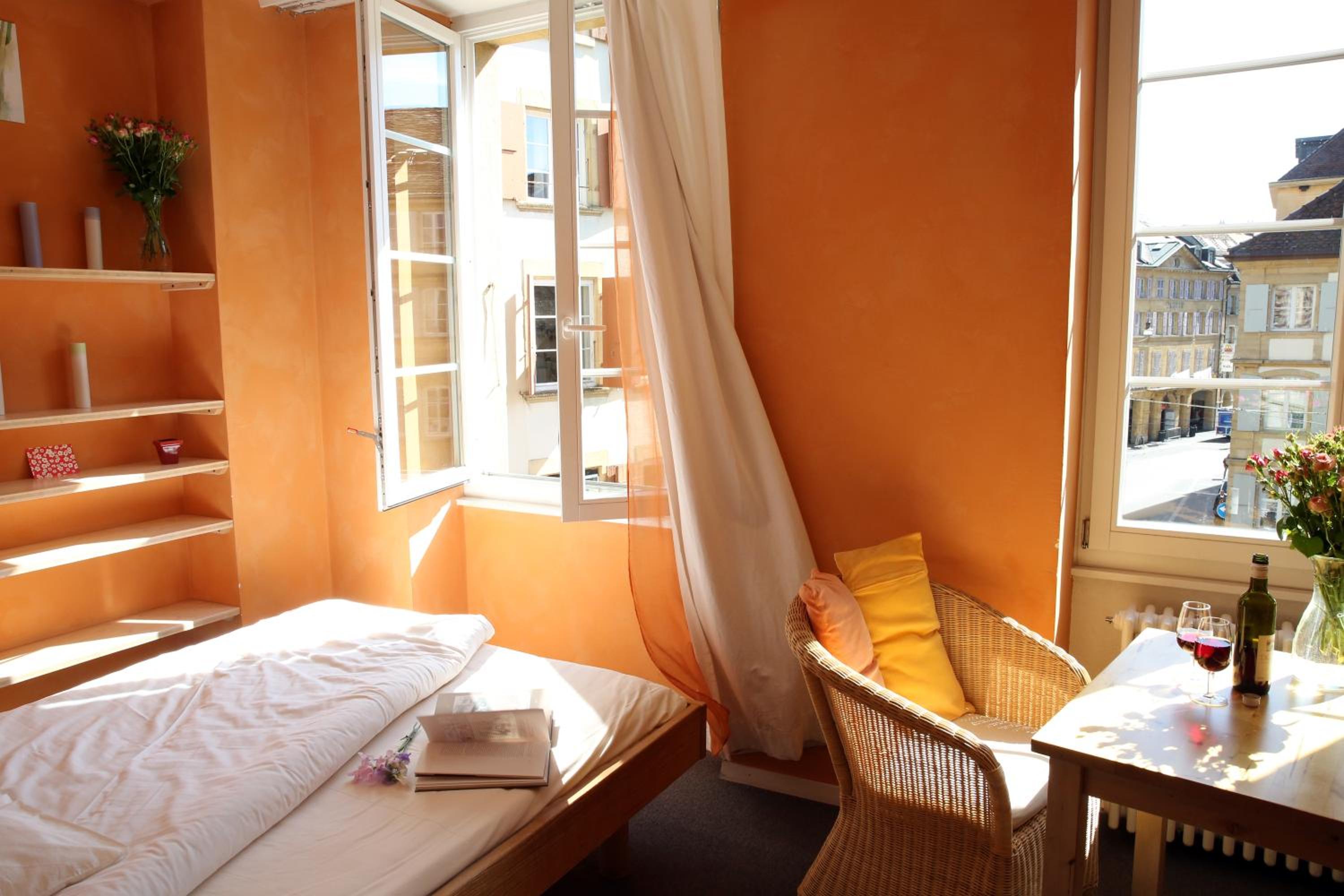 Double Room with Shared Bathroom photo 2