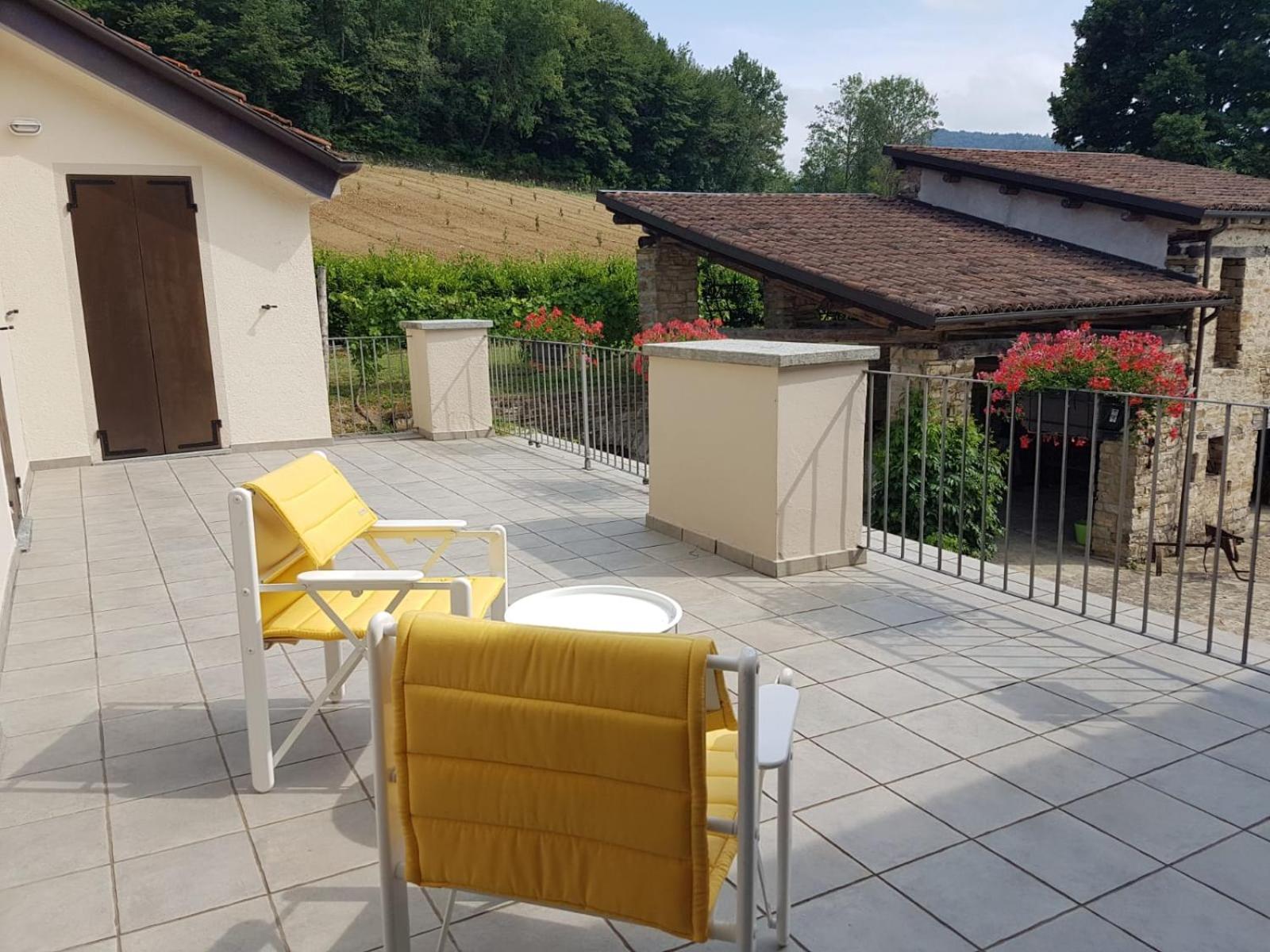 Quadruple Room with Terrace photo 3