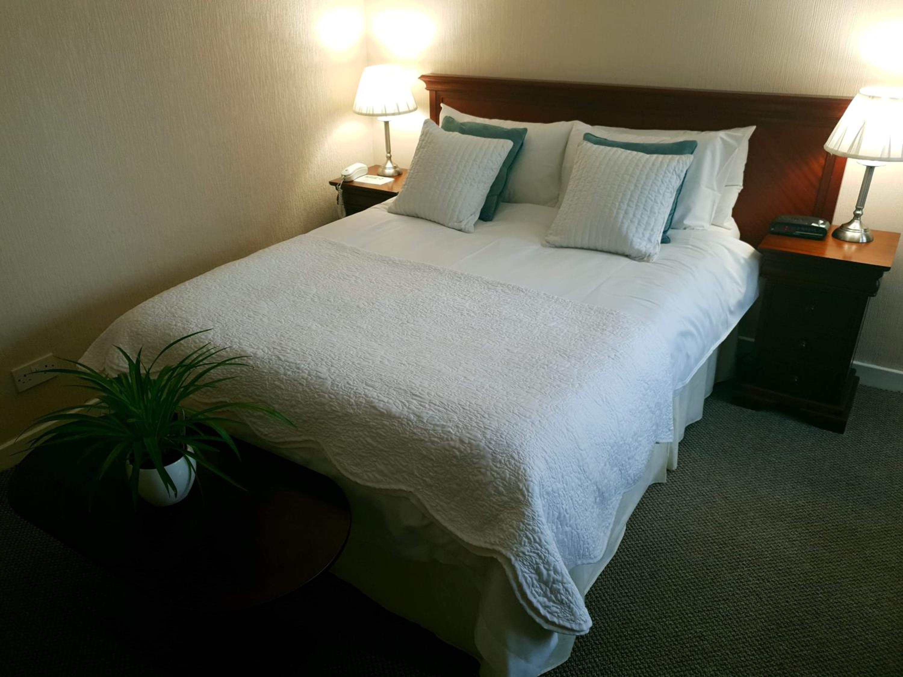 Budget Double Room - Photo 4