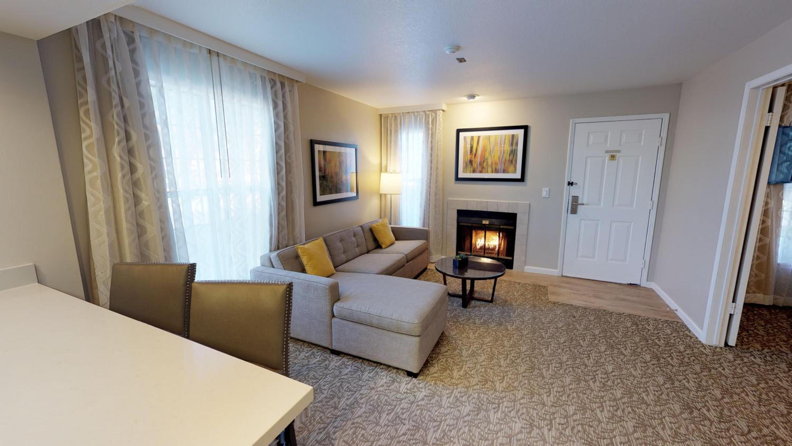 One-Bedroom Suite - 2 Double Beds - Photo 7