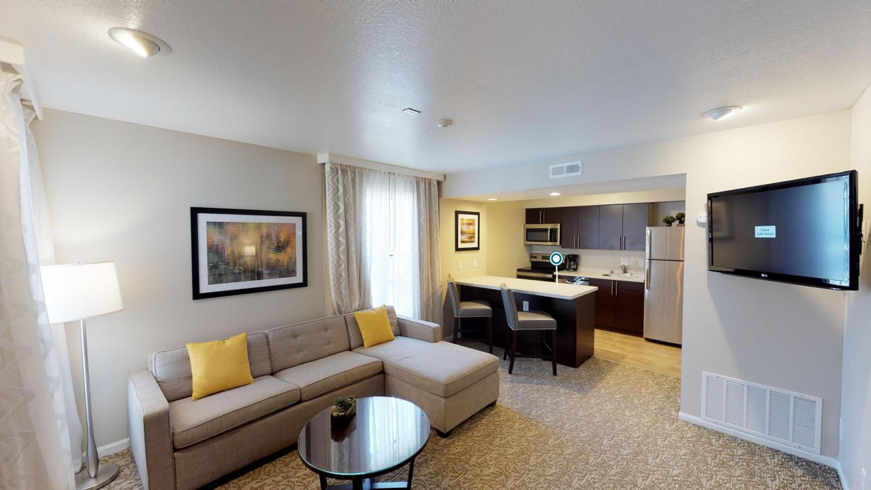 One Bedroom Suite - 1 King Bed - Photo 9