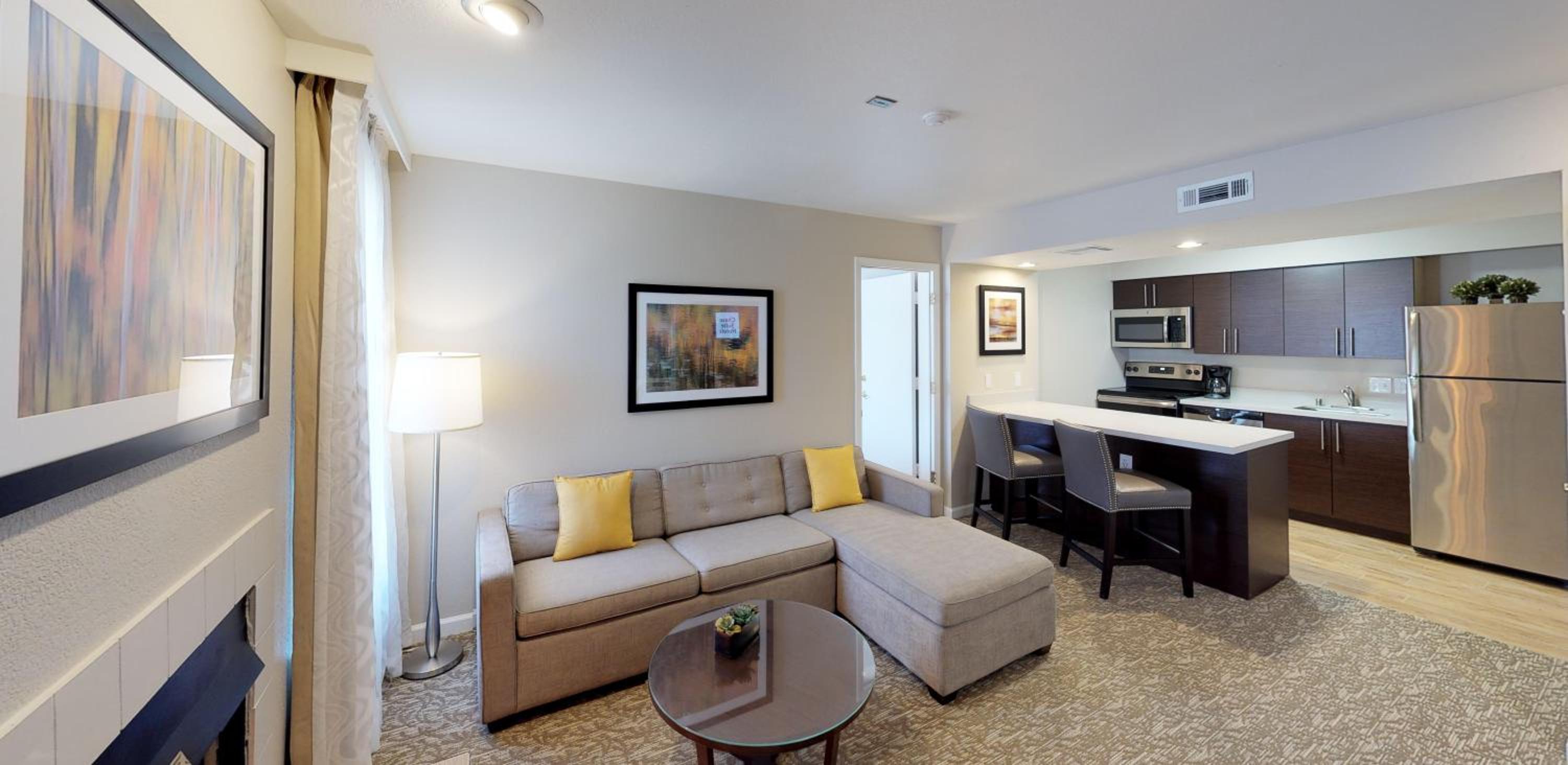 Two-Bedroom Suite - Photo 1