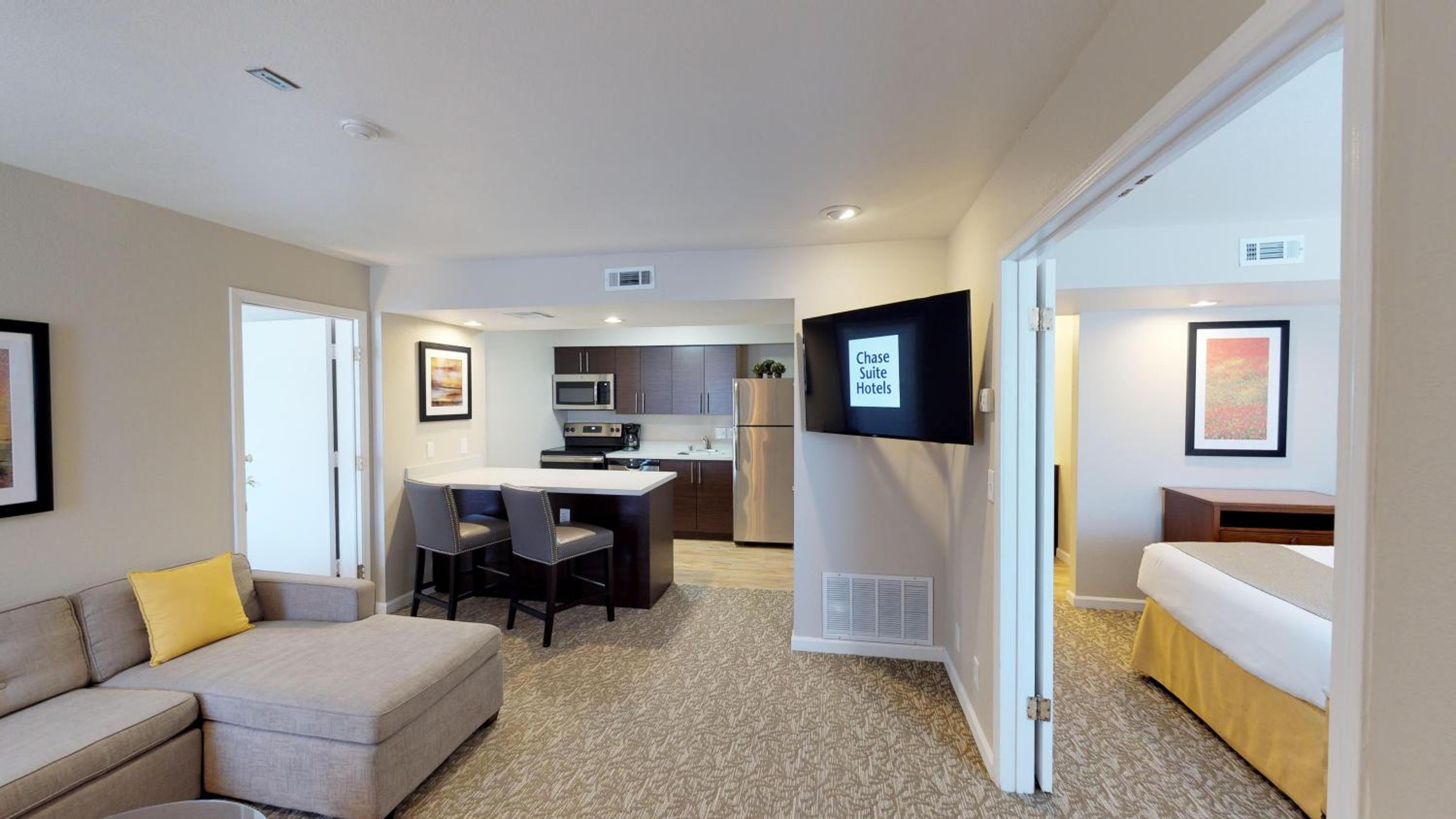 Two-Bedroom Suite - Photo 9