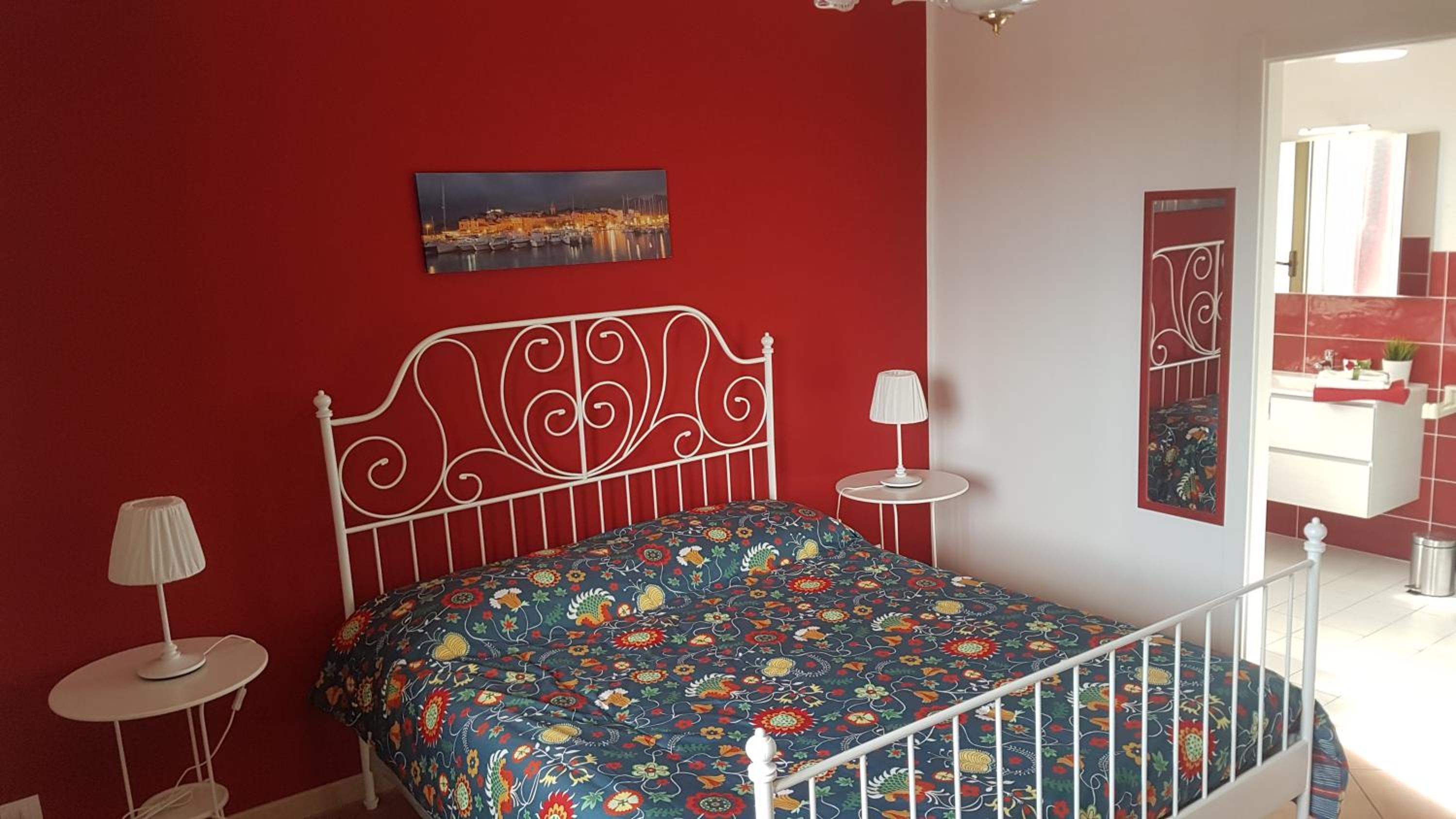 Double Room with Private Bathroom
