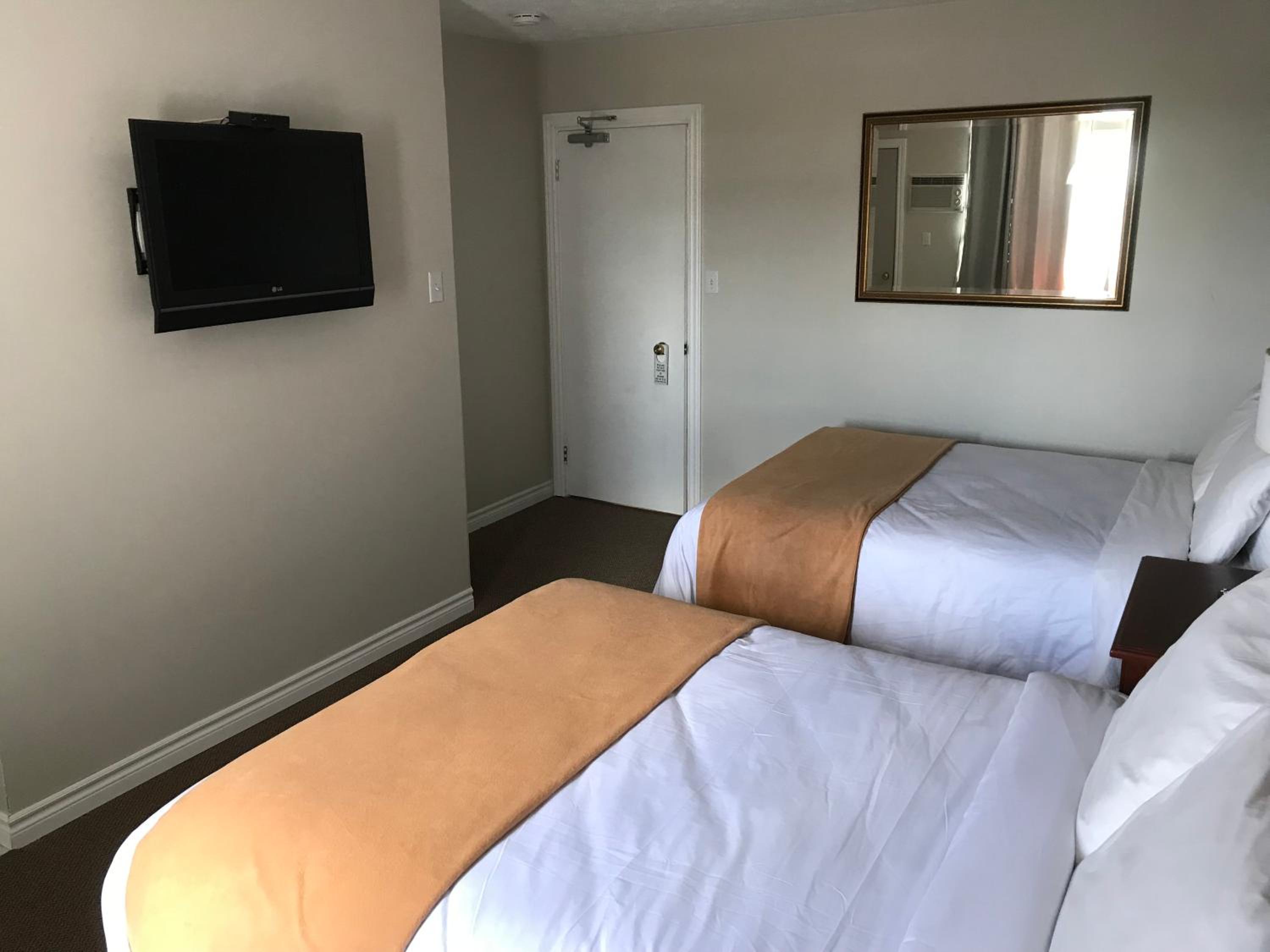 Double Room with Two Double Beds