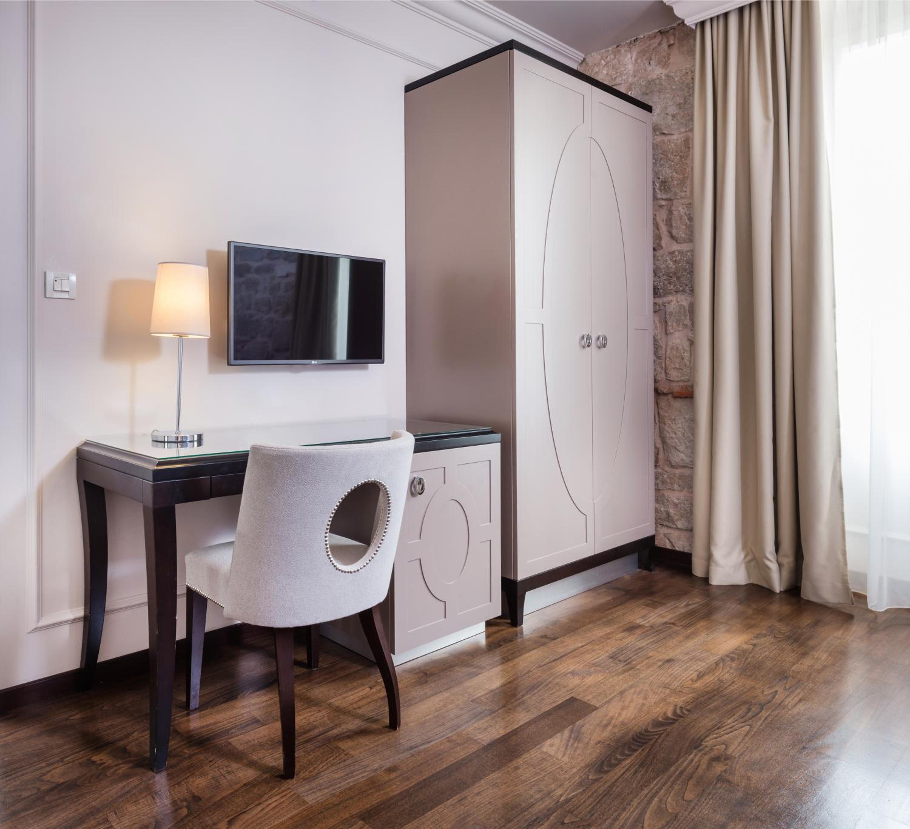 Superior Twin Room - Photo 6