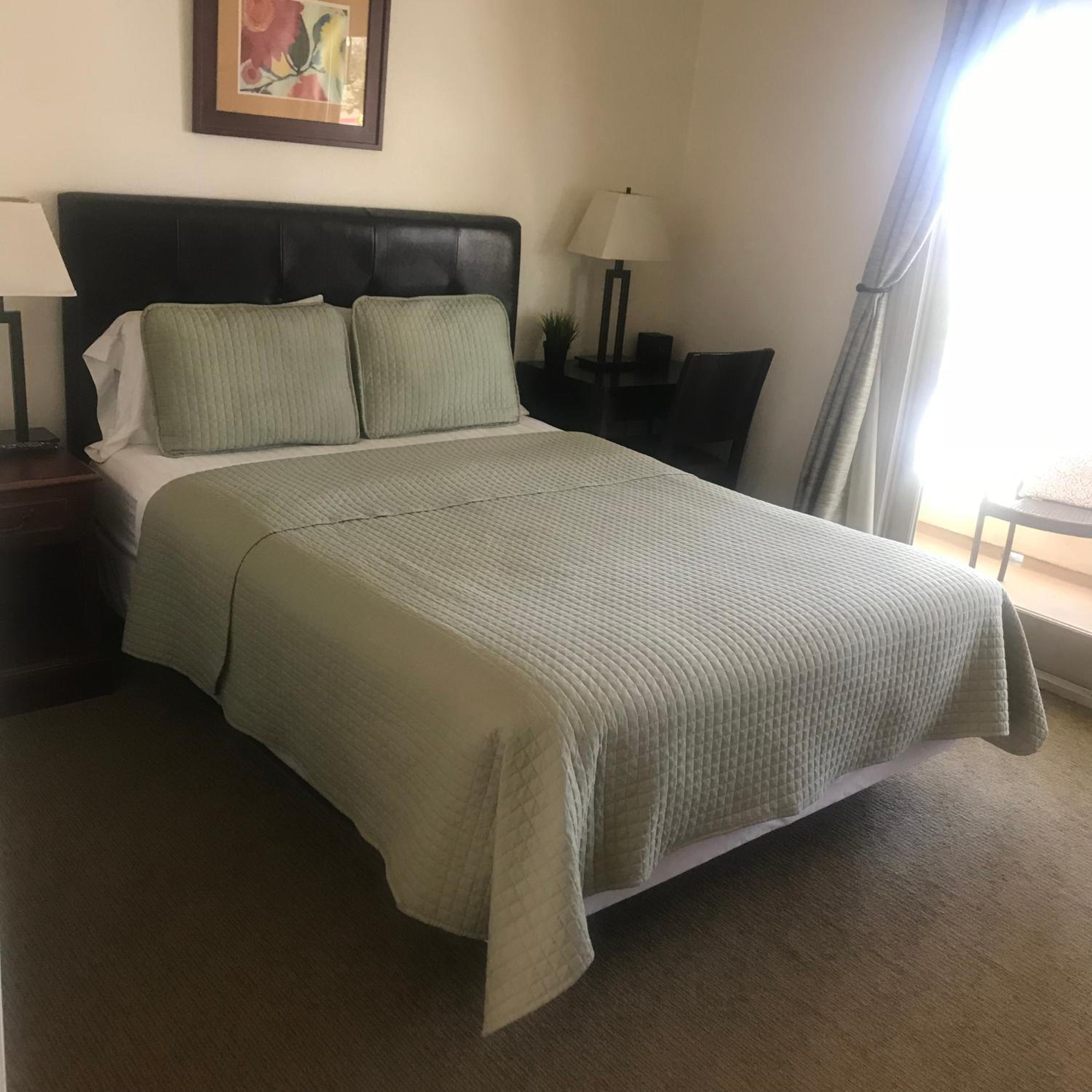 Queen Room with Balcony