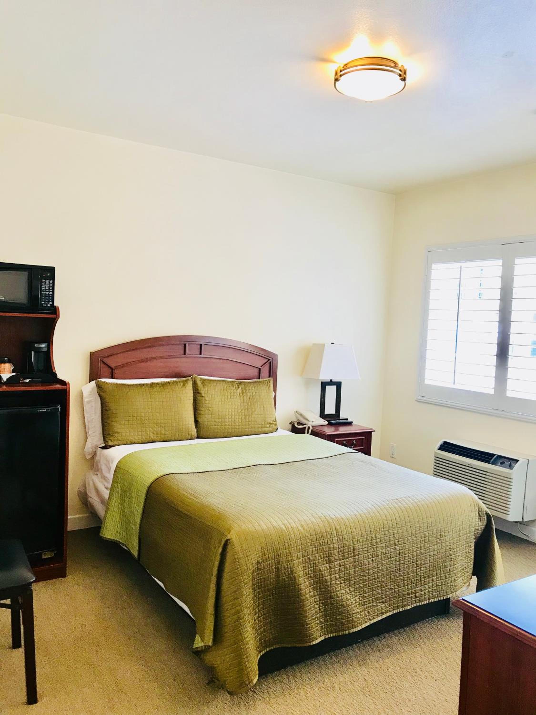 Economy Single Room photo 2