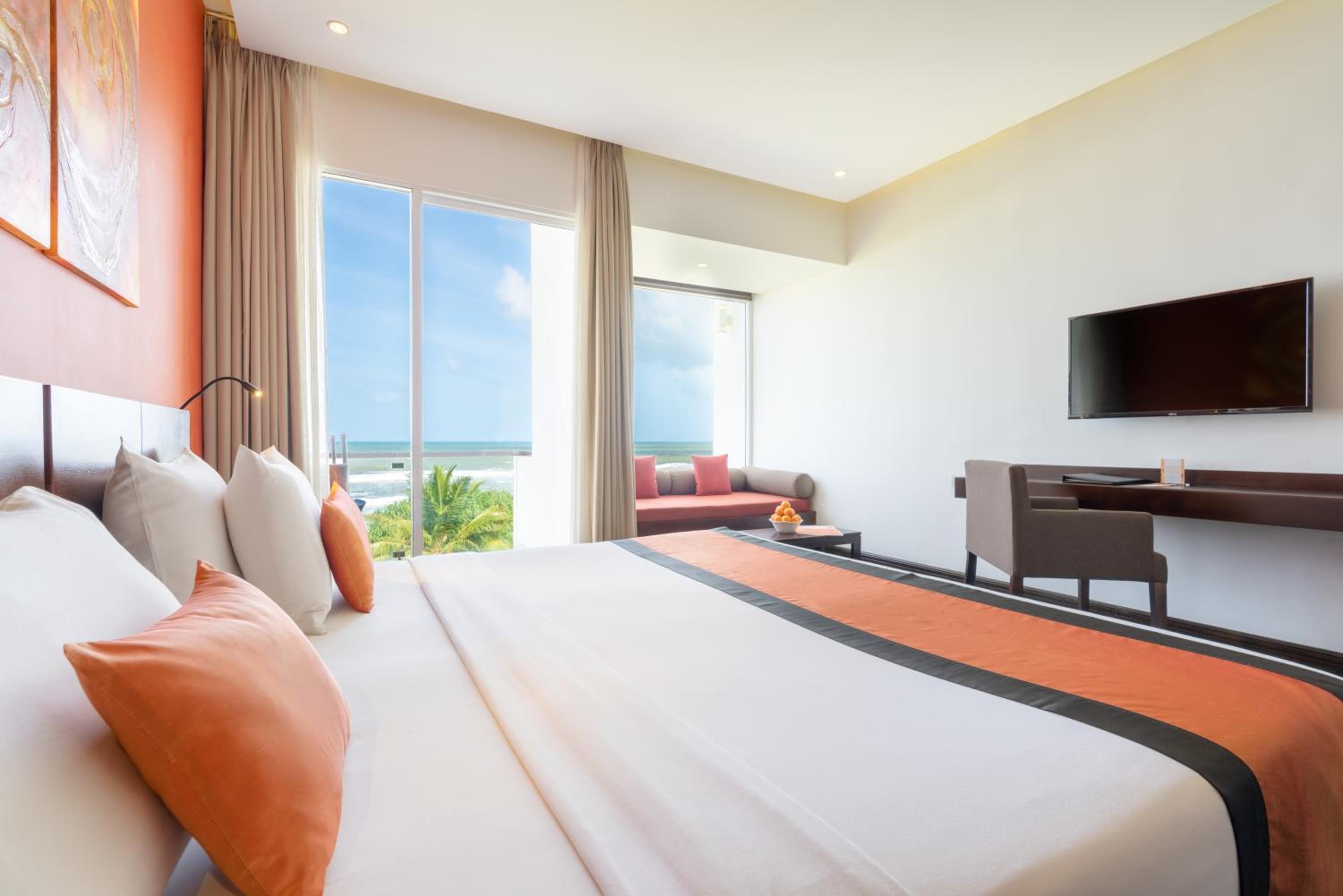 Superior Double Or Twin Room With Sea View photo 3
