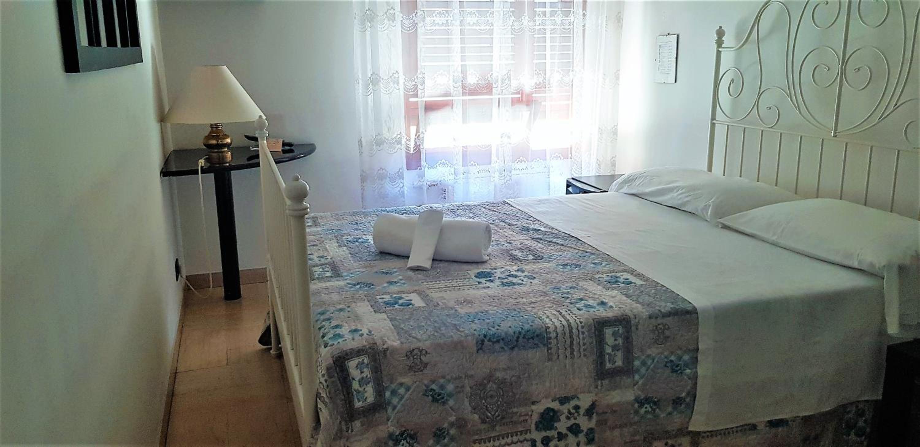 Double Room - Photo 29